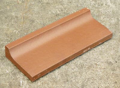 Hasle klinke, Rød aflang m hulkehlliste