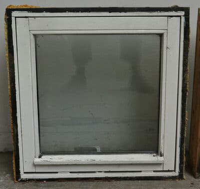 Lille tophængt vindue - 1