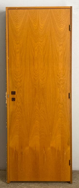 Egefineret dør i karm - 1