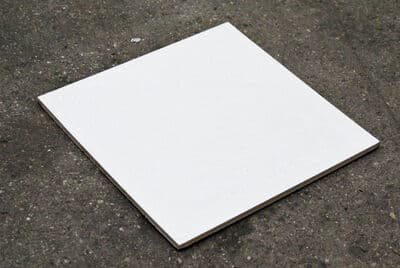 Råhvid klinke let nubret 24,5x24,5cm