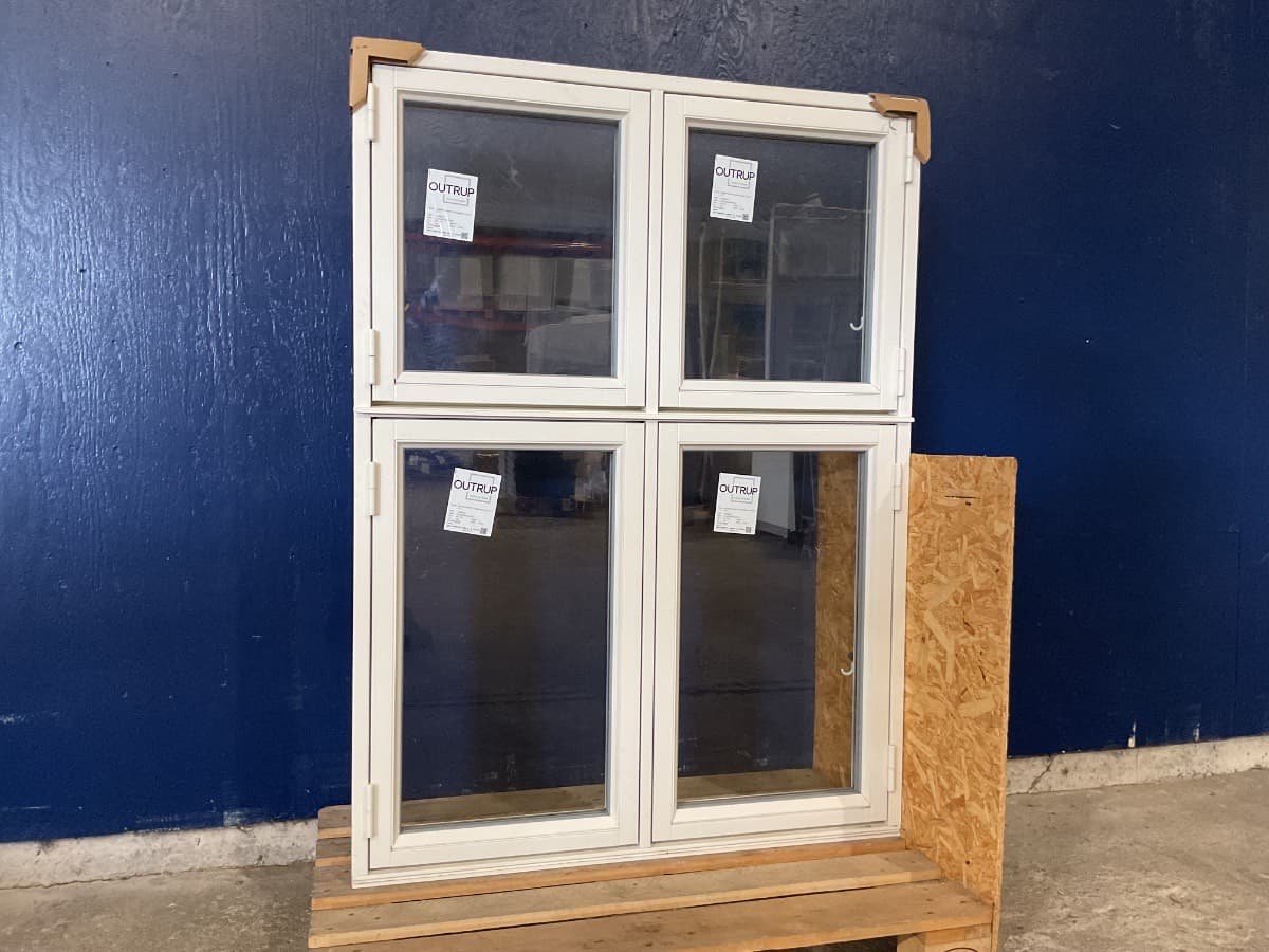 Outrup Dannebrogsvindue  - 1