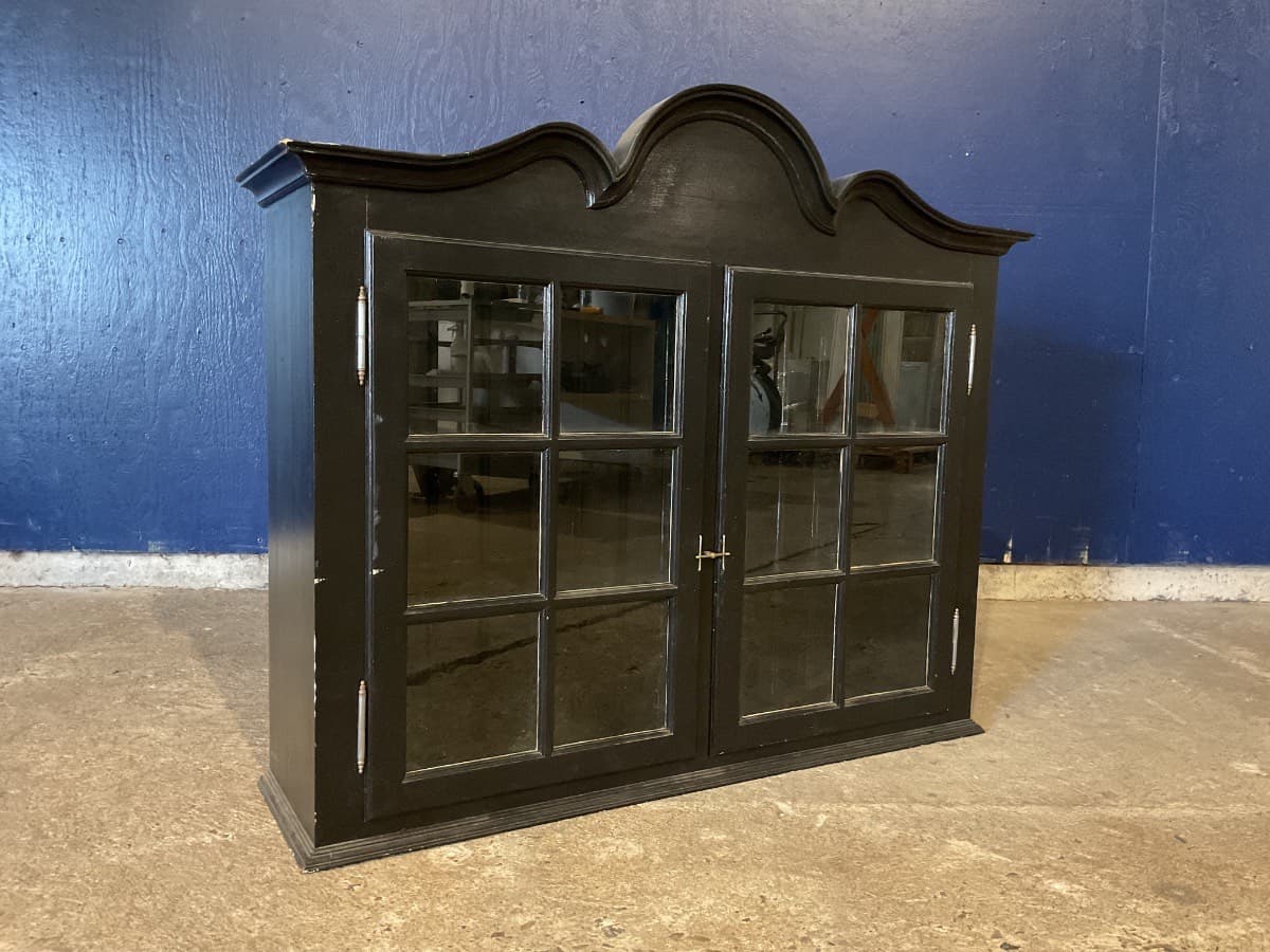 Snedkerlavet Væghængt Vitrineskab - 1