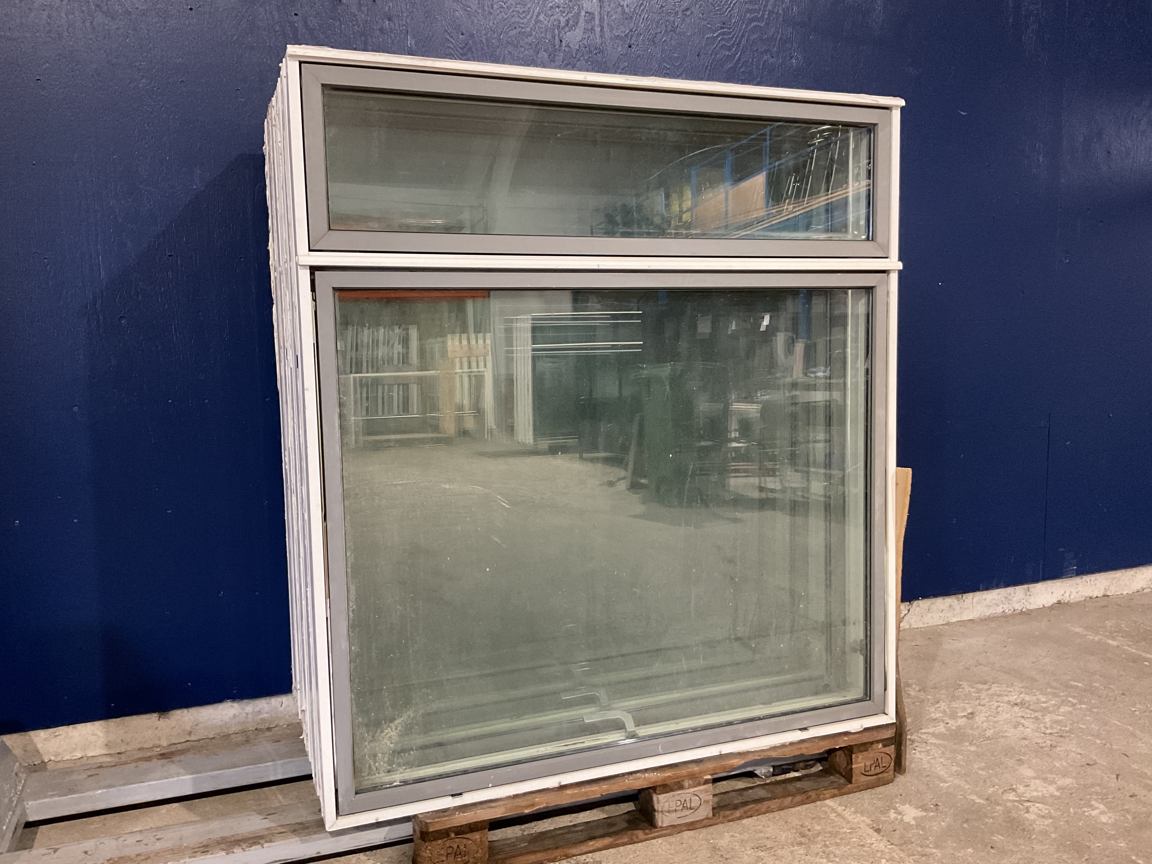 Velfac vinduesparti  - 1