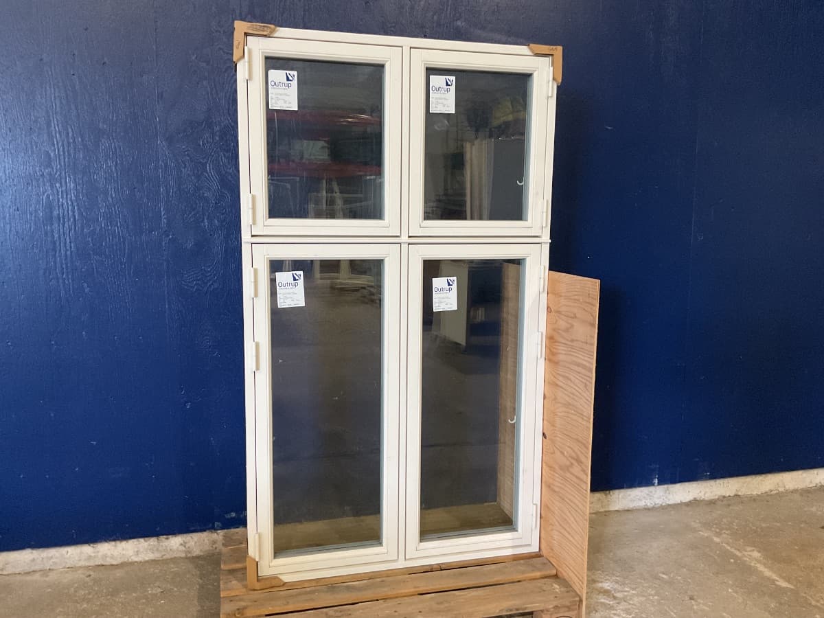 Outrup Dannebrogsvindue  - 1