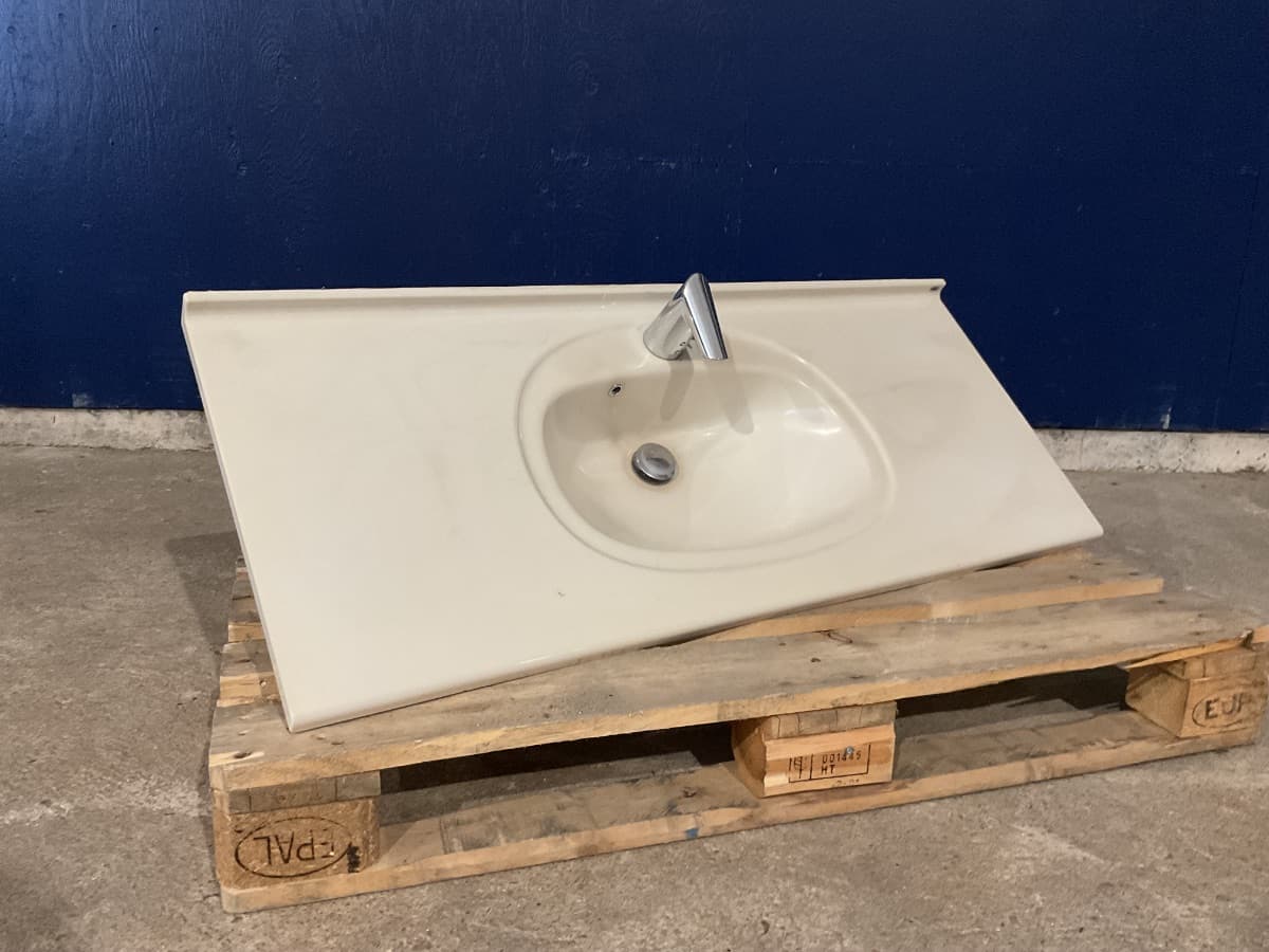 Kuma Badeværelsesvask m. armatur - 1