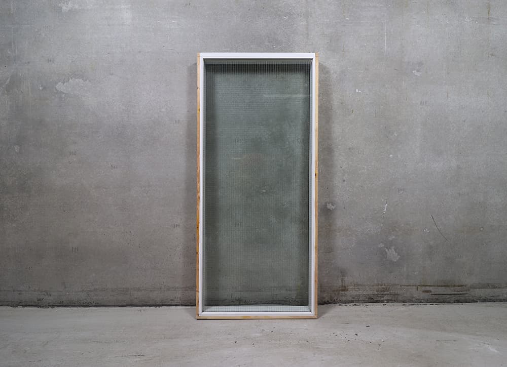 Trådet glas i karm 82 x 178,8 cm - 1