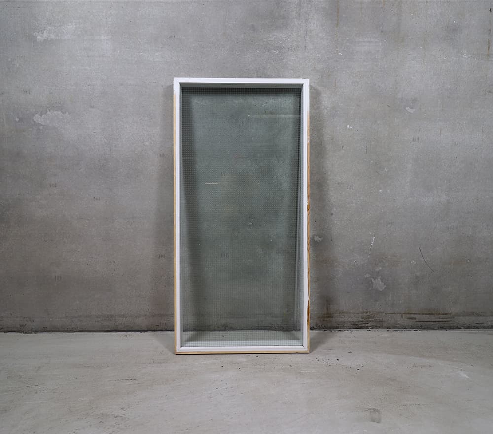 Trådet glas i karm 88,5 x 188 cm - 1