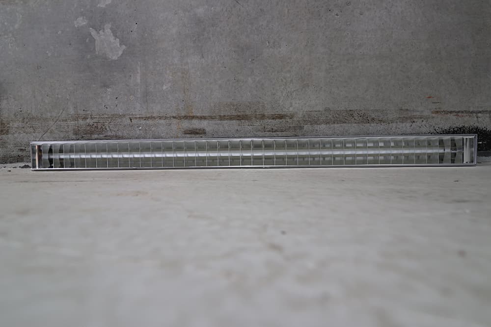 8 stk. påbygnings armaturer 118 cm - 1