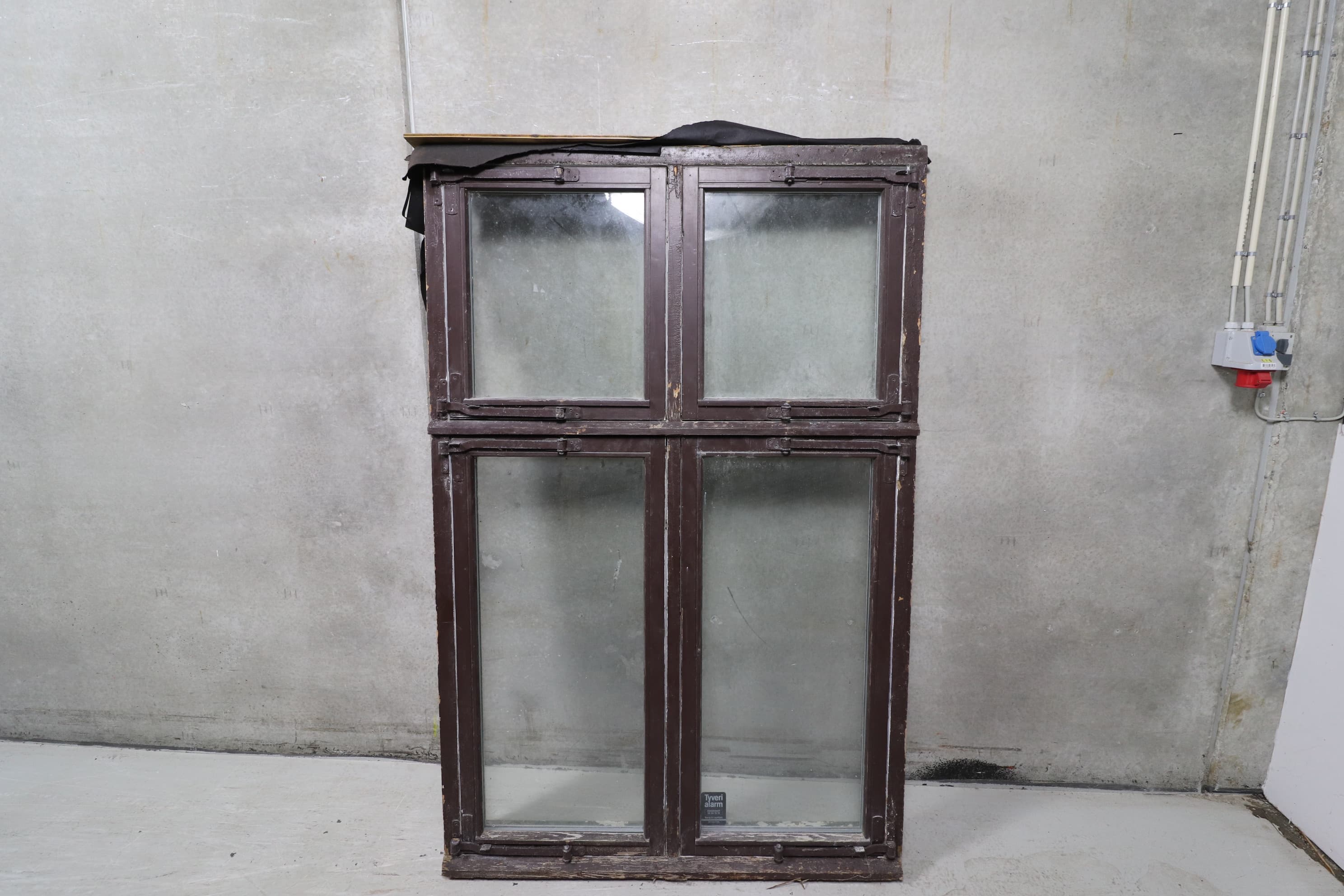 Dannebrogsvindue 124 x 190 cm - 1