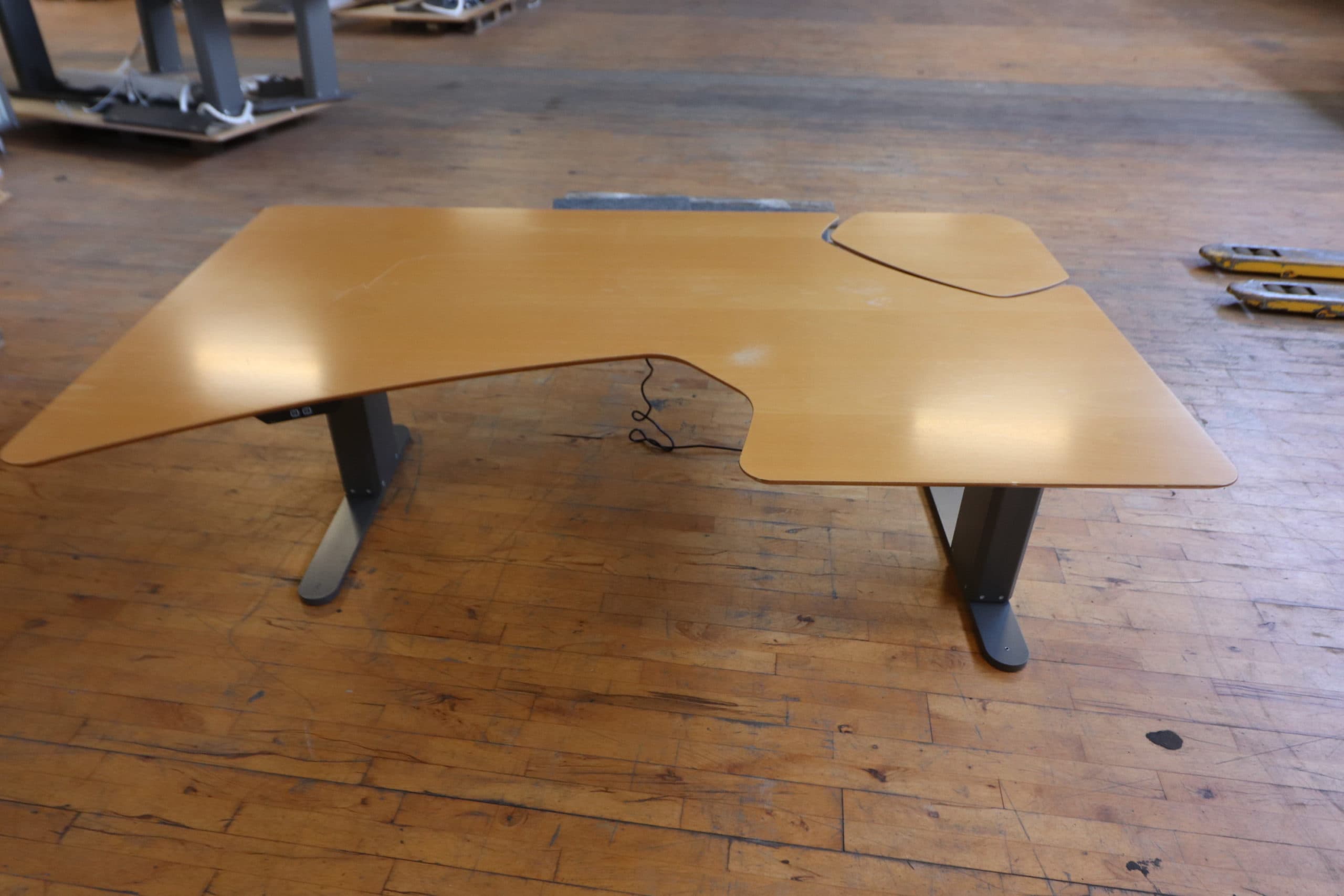 EL hæve-sænke skrivebord 120x200cm - 1