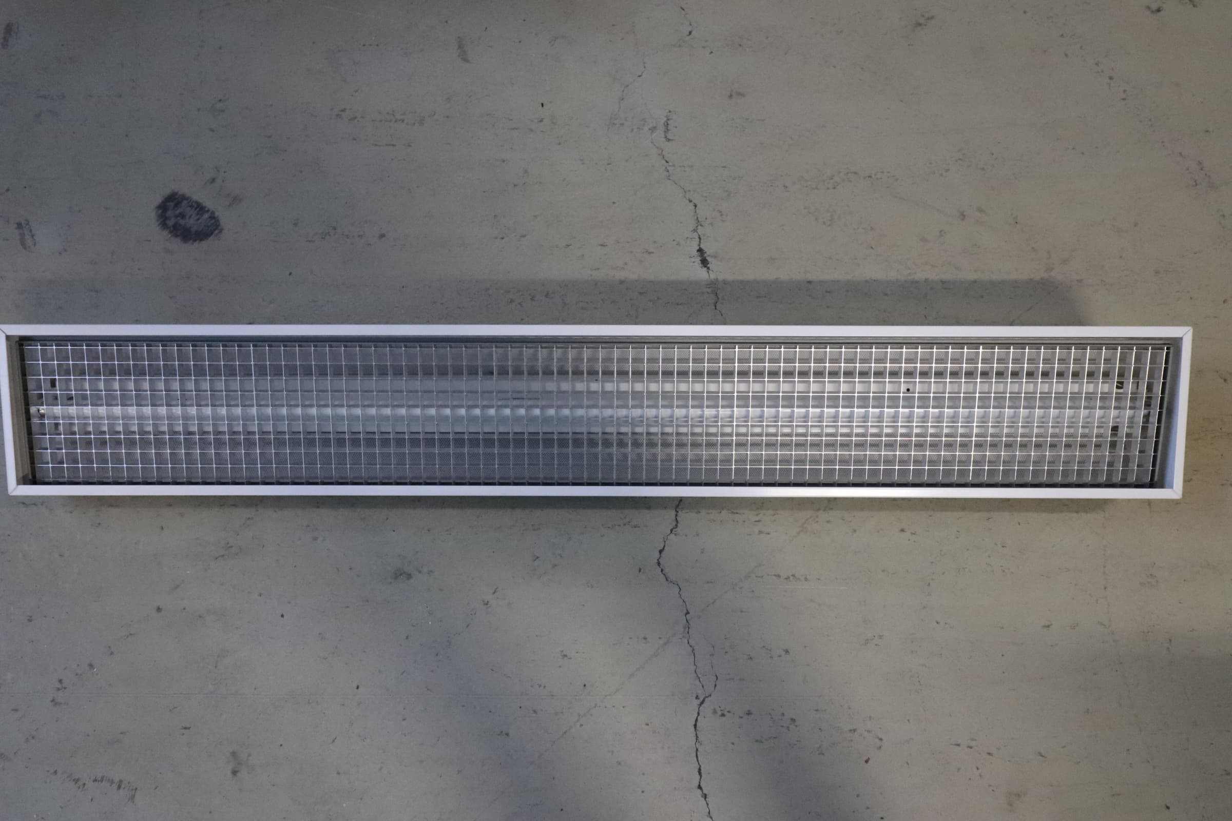 Loft Armatur Pris kr. 350,-/stk - 1