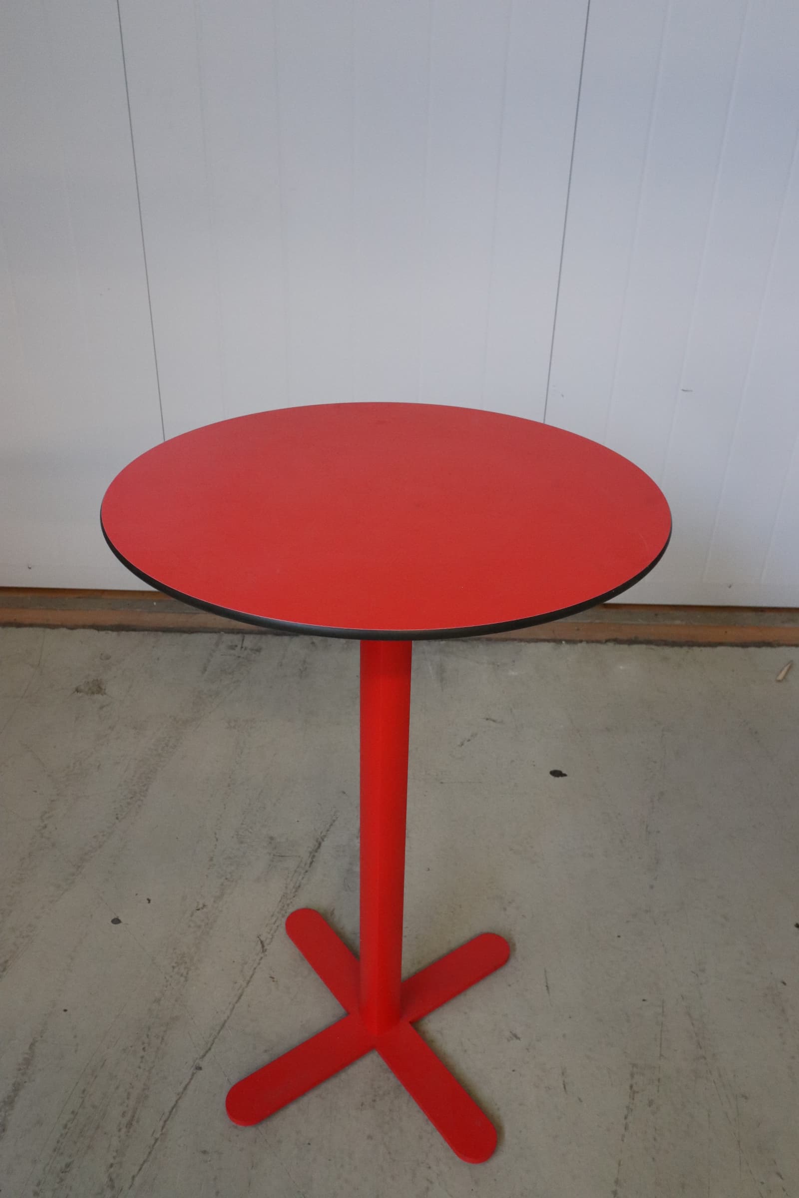 Brugt høj bar/cafebord - 1