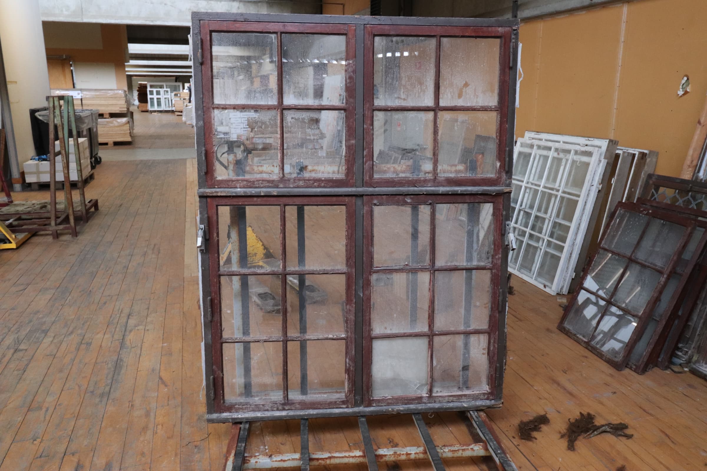 Sprosse vindue med 4 fag 139,5×179 cm pris pr stk. - 1