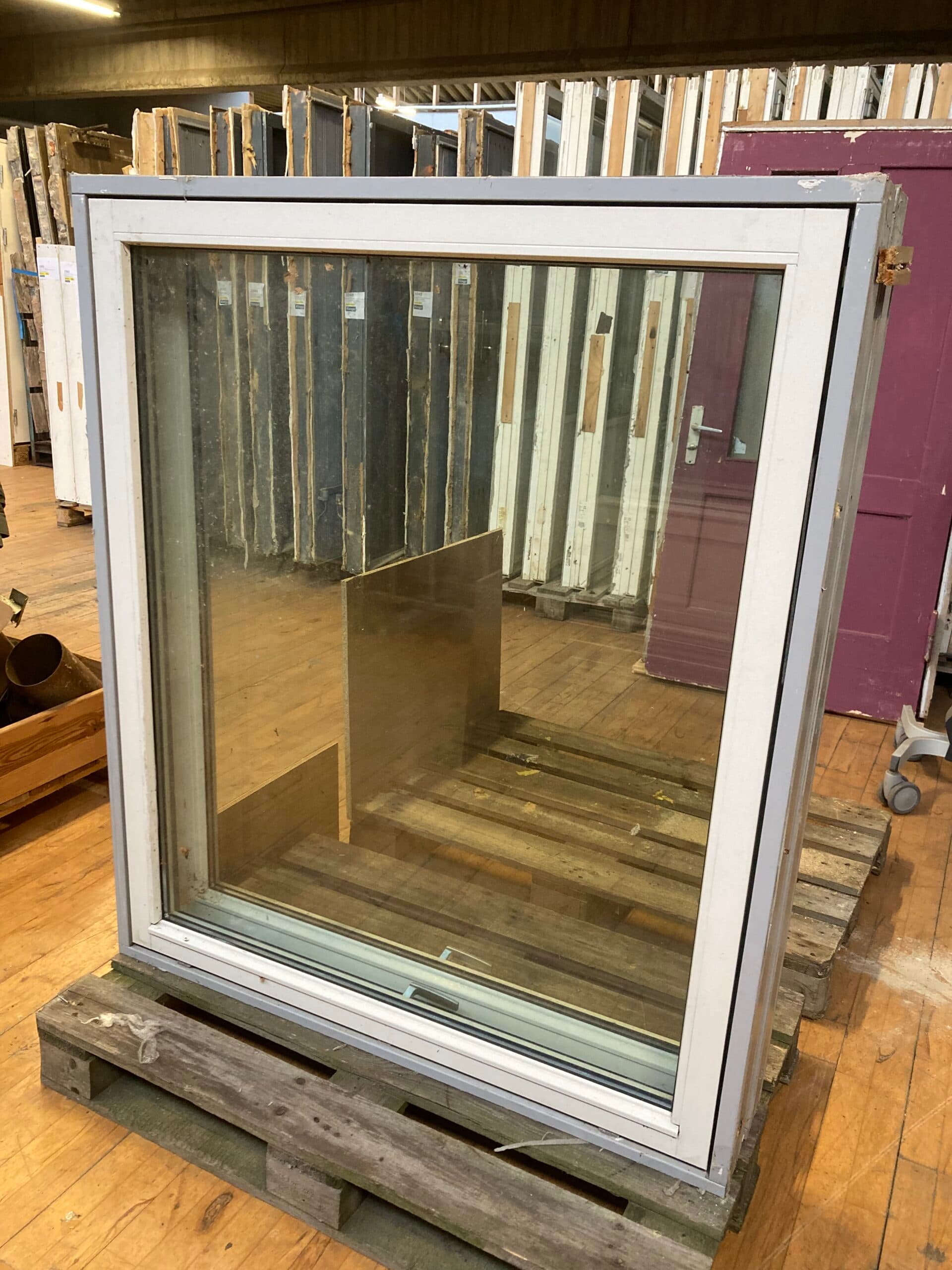 Rationel Vindue Tophængt 1190x1390mm - 1