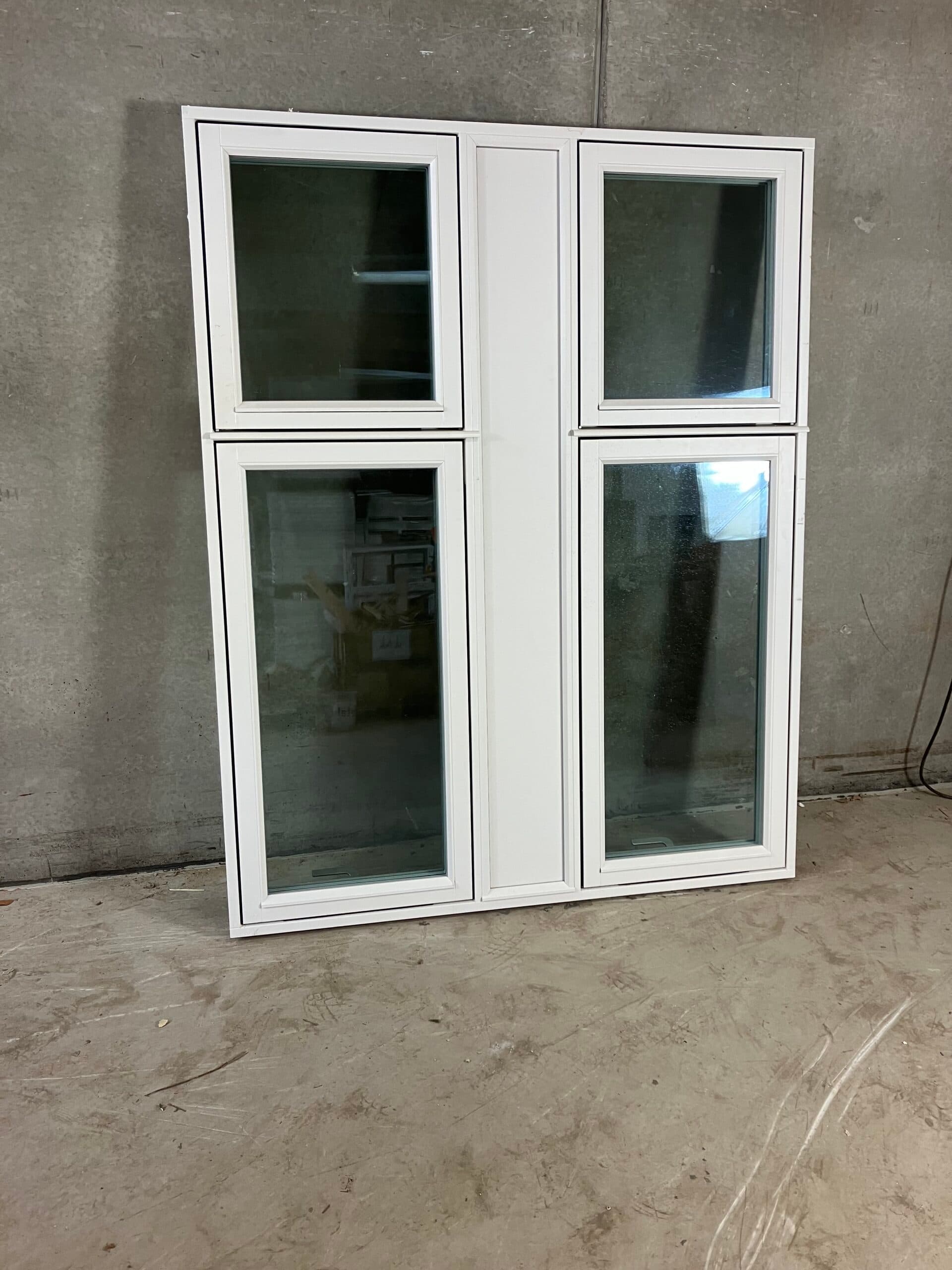 2-fags dannebrogsvindue 147,3×187 cm. - 1