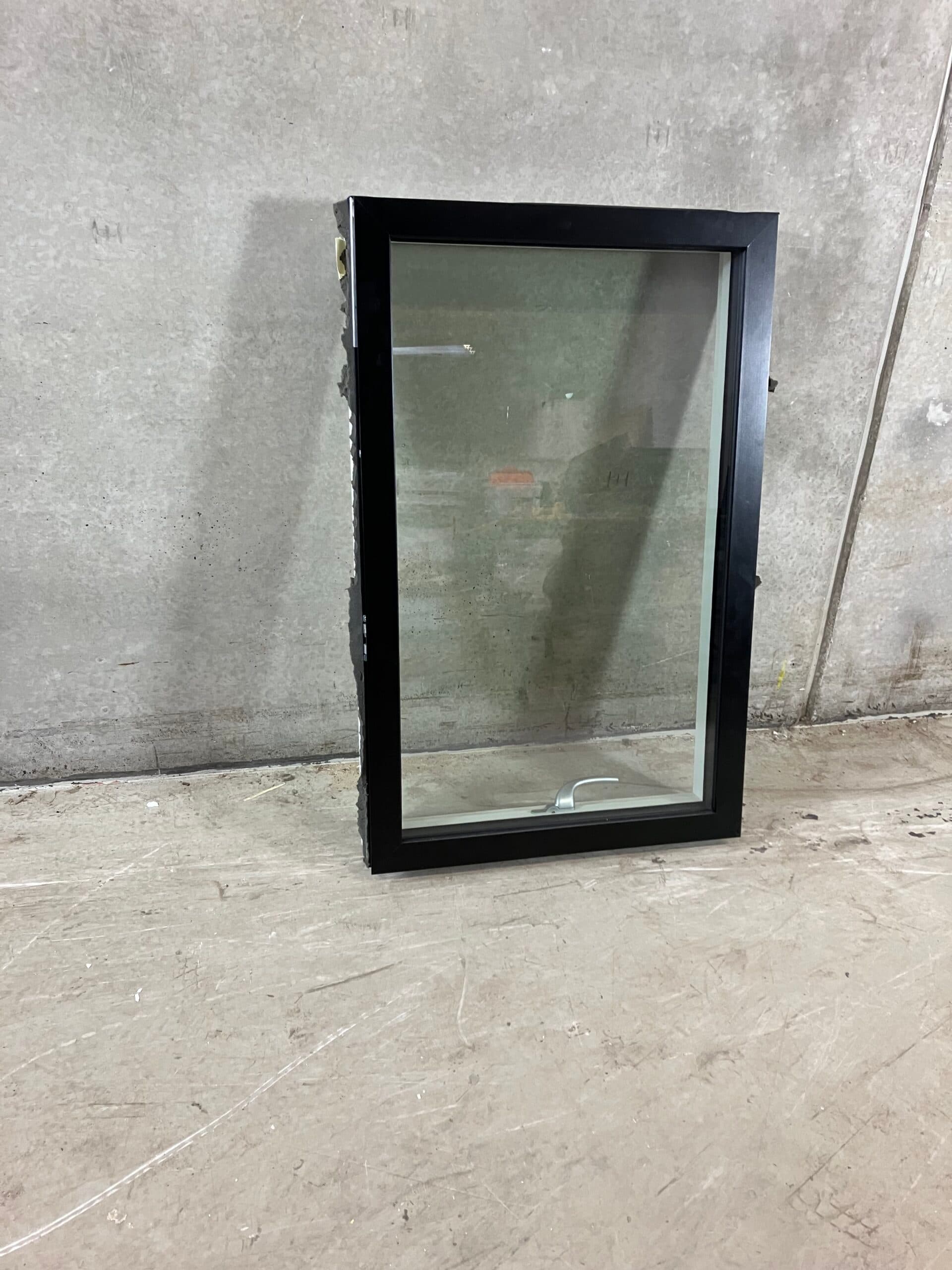 Topstyret vindue 70,5×112 cm. - 1