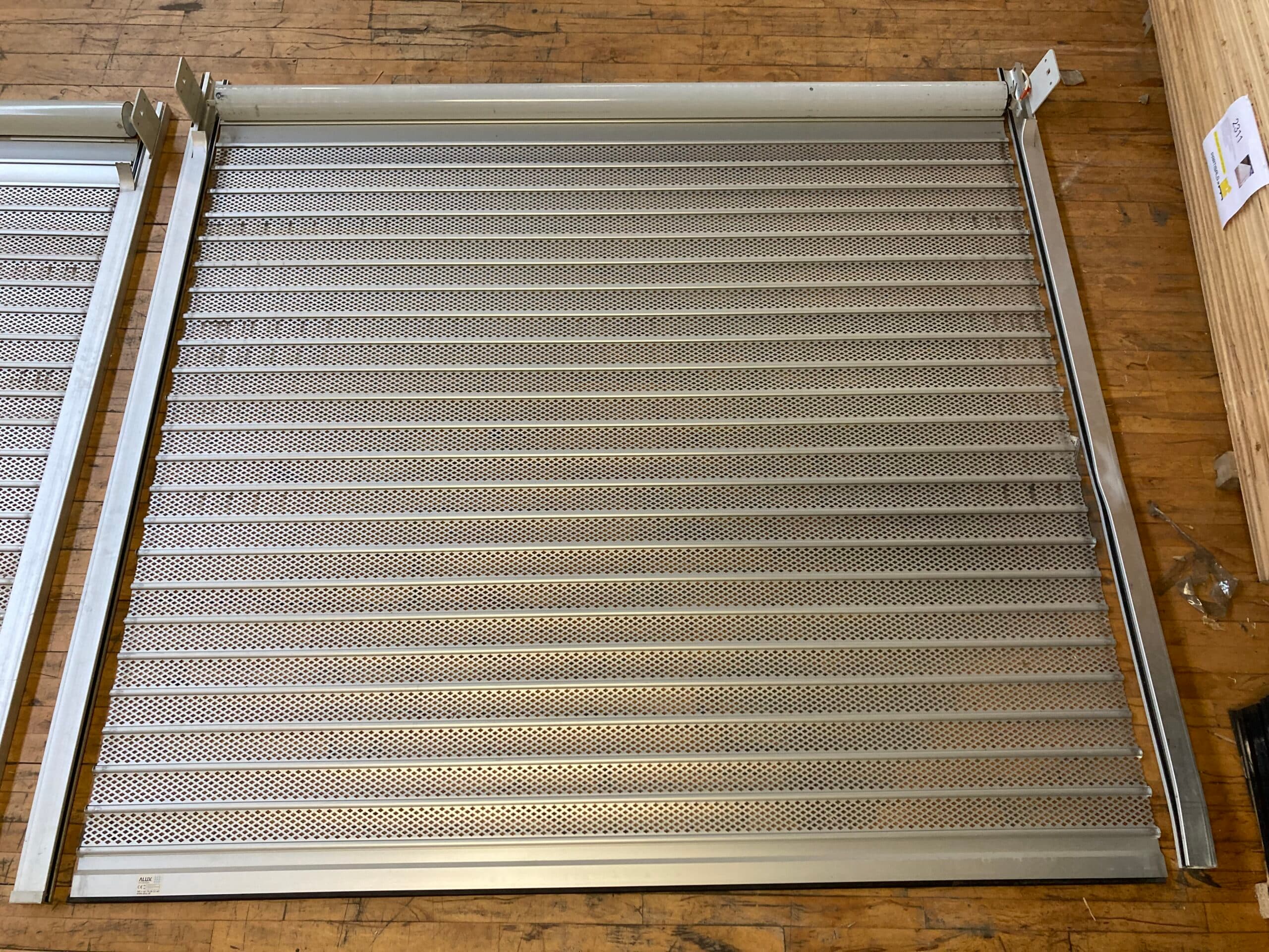 ALUX Rulle sikringsgitter B2500xH2300mm. - 1