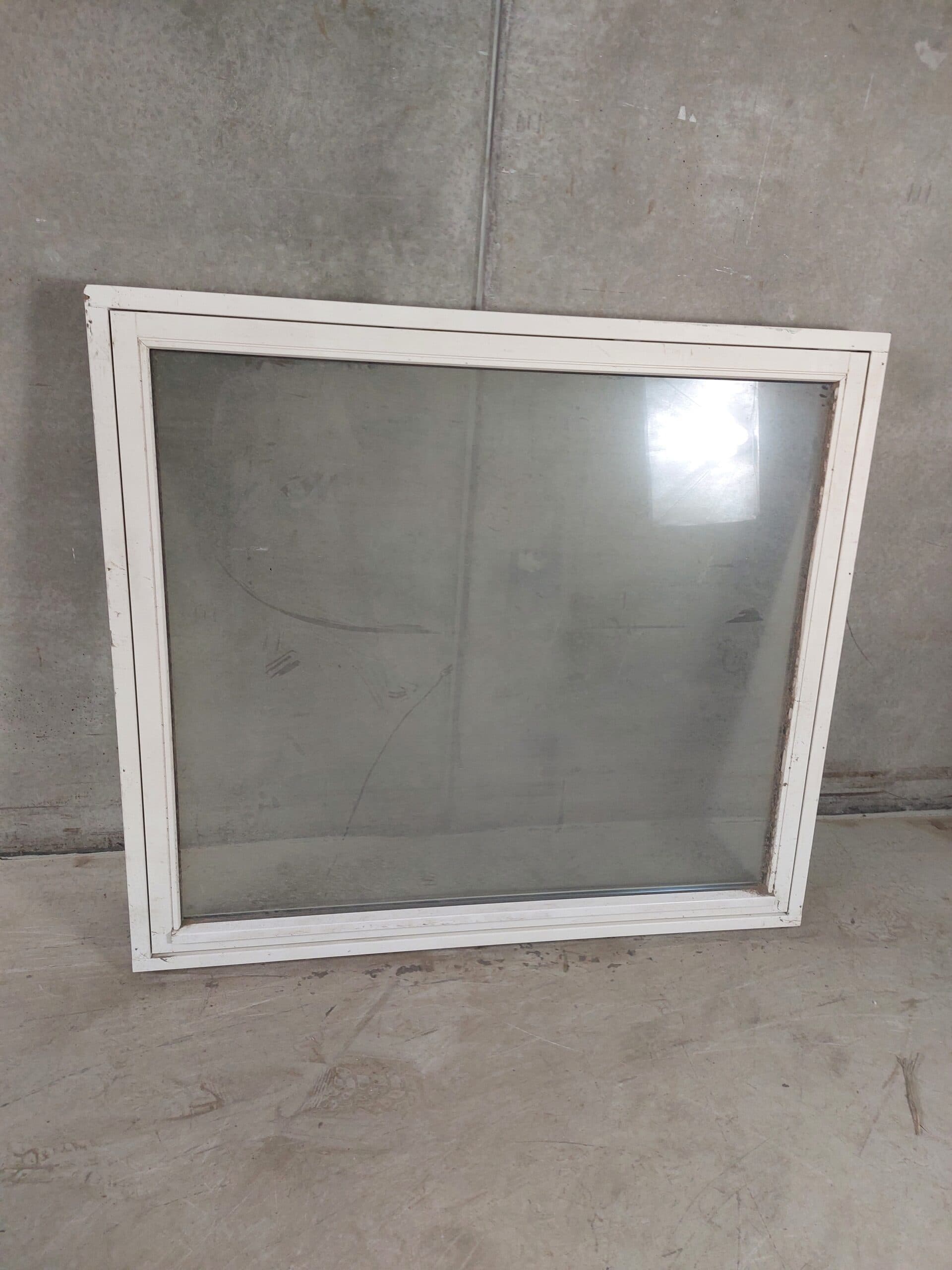 Fastkarms vindue 141,8×125,8cm - 1