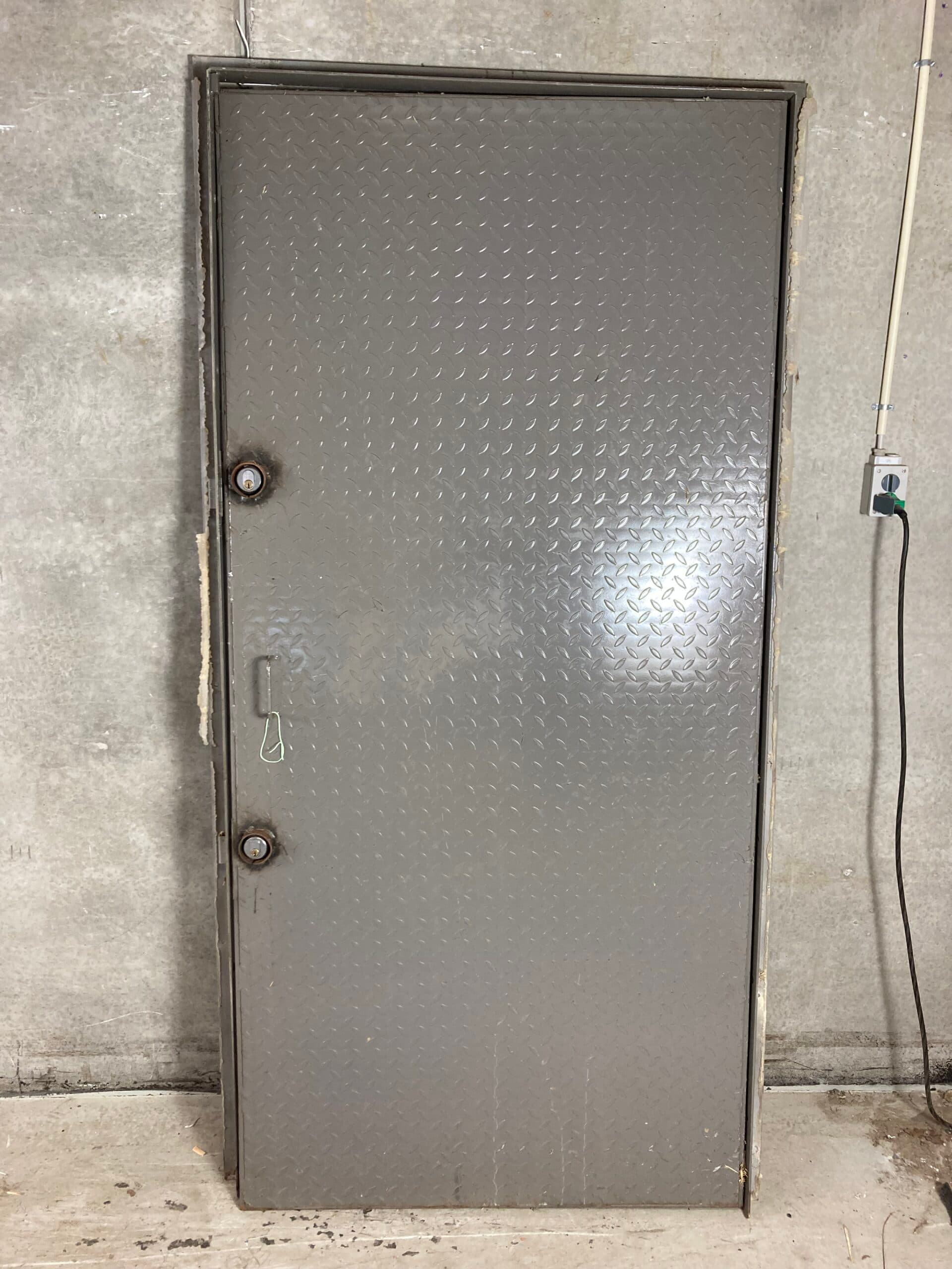 Ståldør uklassificeret 102x212cm - 1