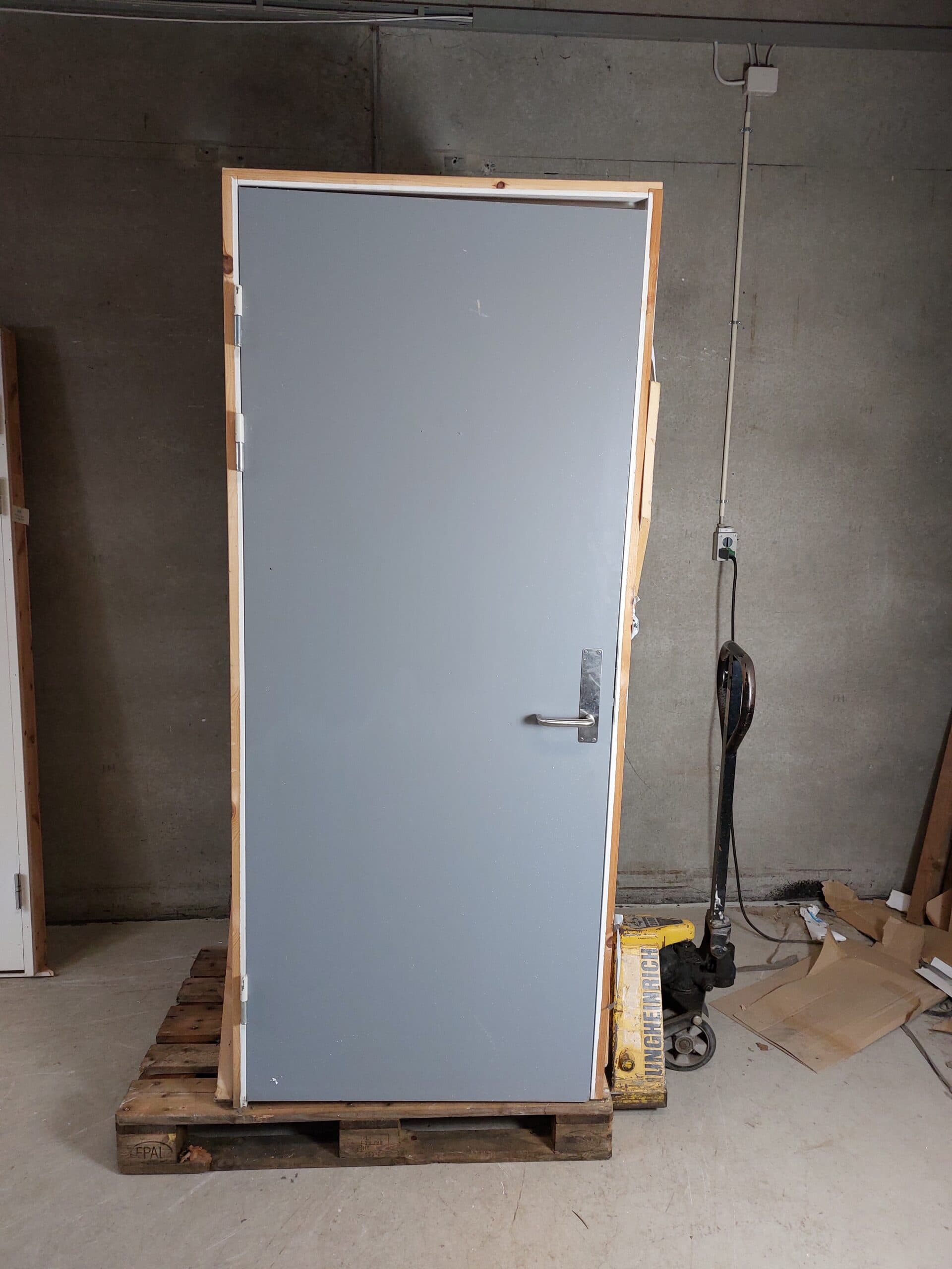 Branddør BD-30 klassificeret 89x209cm - 1