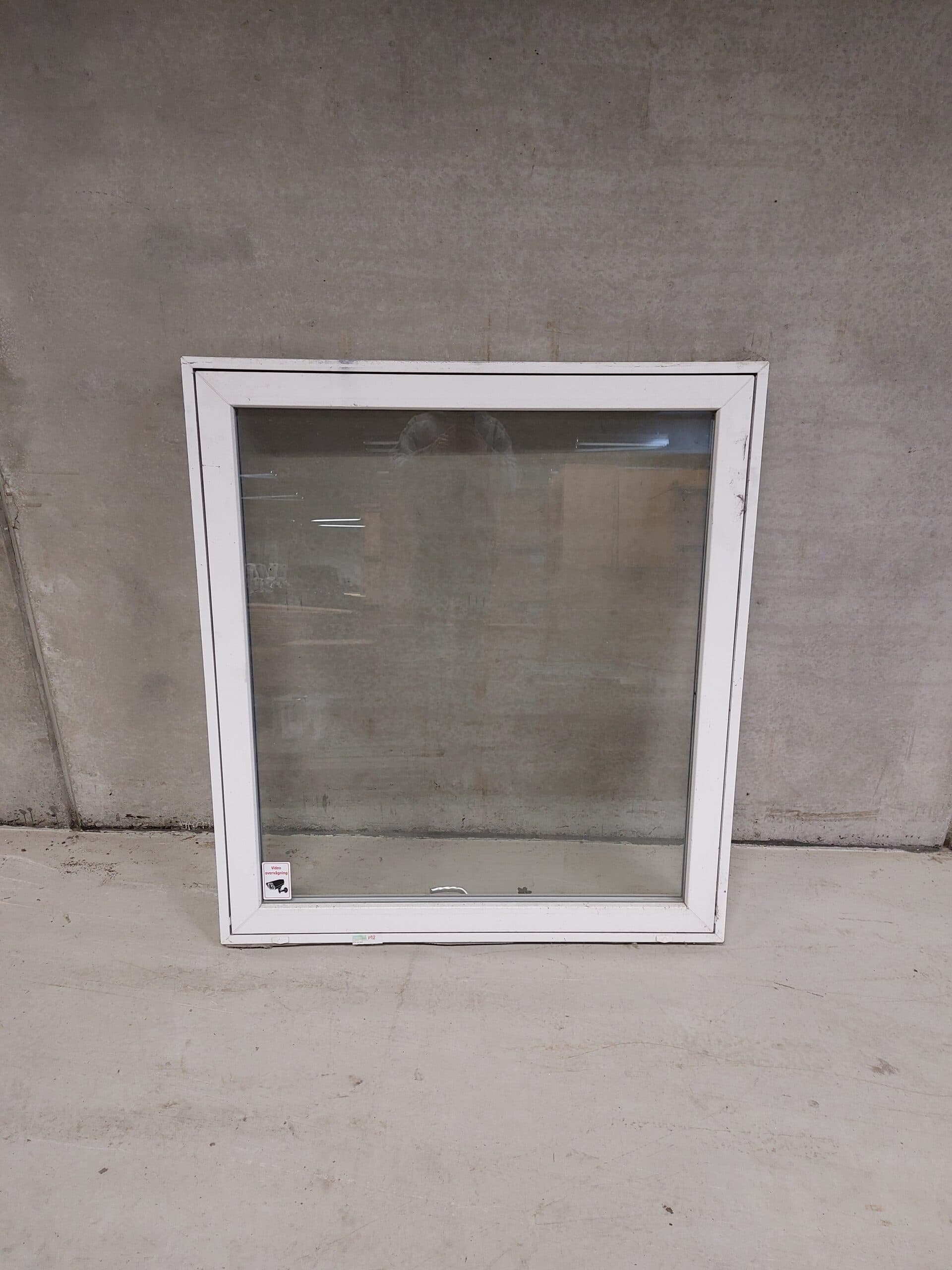 Topstyret vindue 118,5x132cm - 1