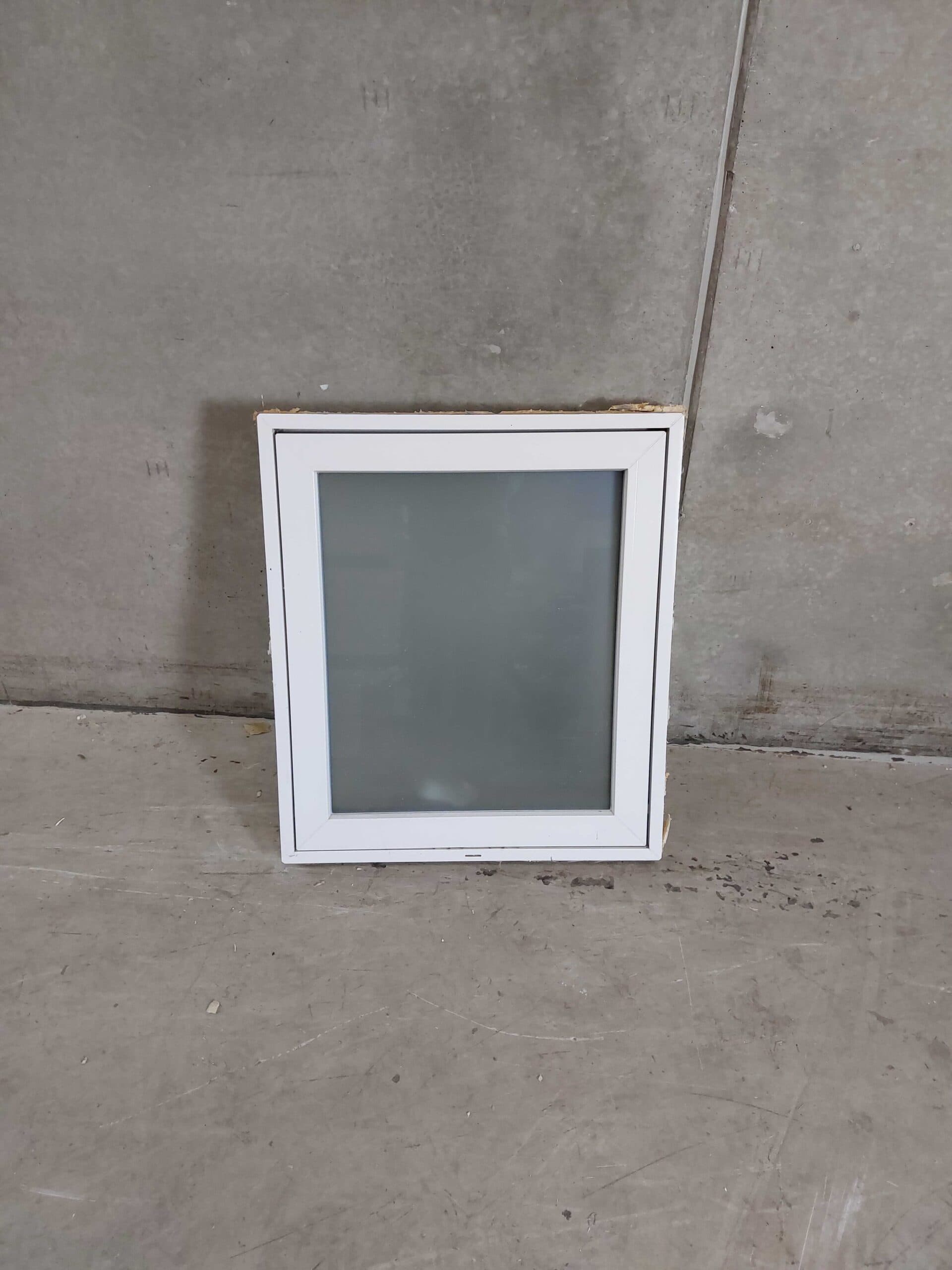 Topstyret vindue 69,5×79,5cm - 1