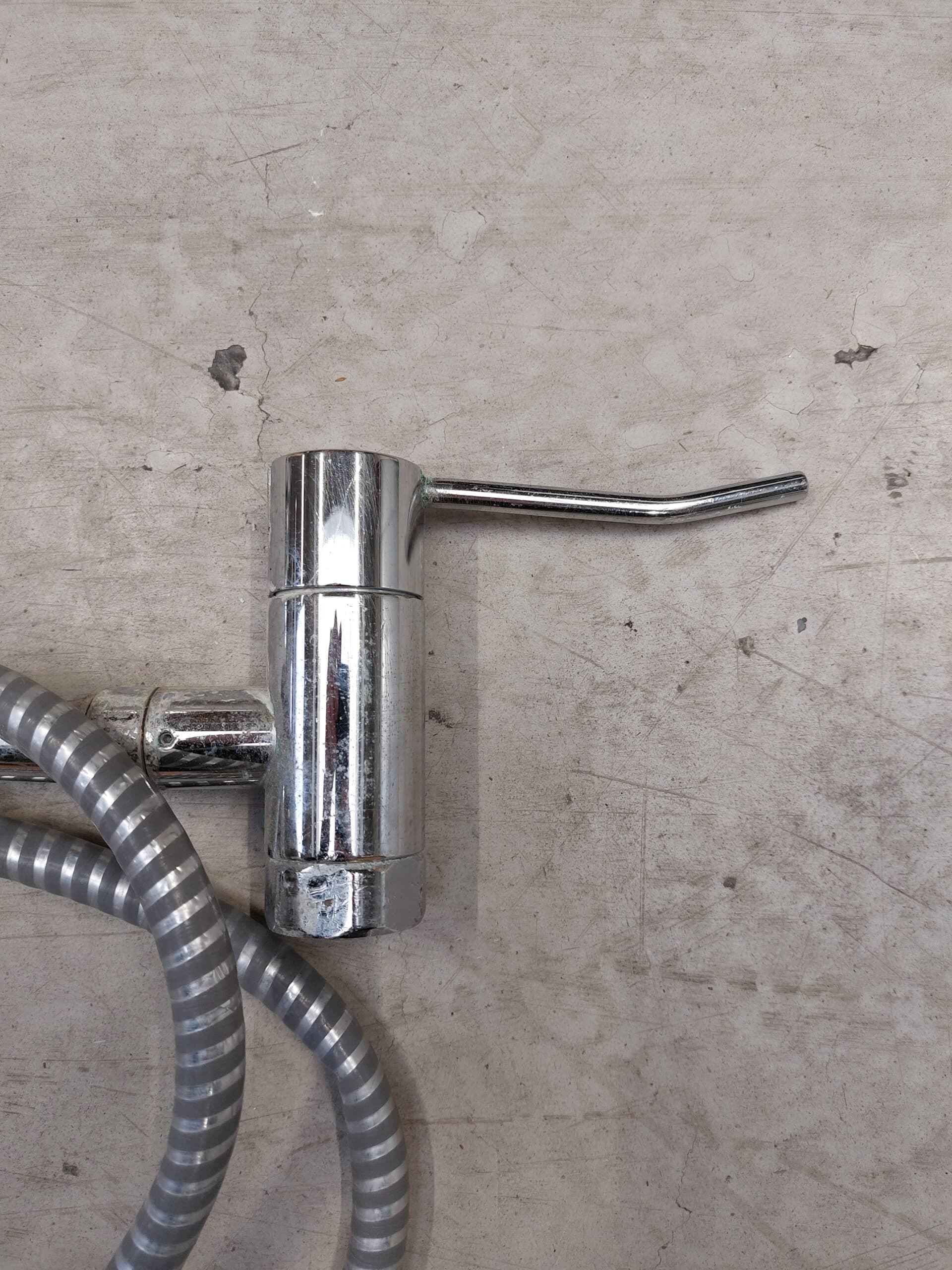 Luna brusearmatur langt greb - 1