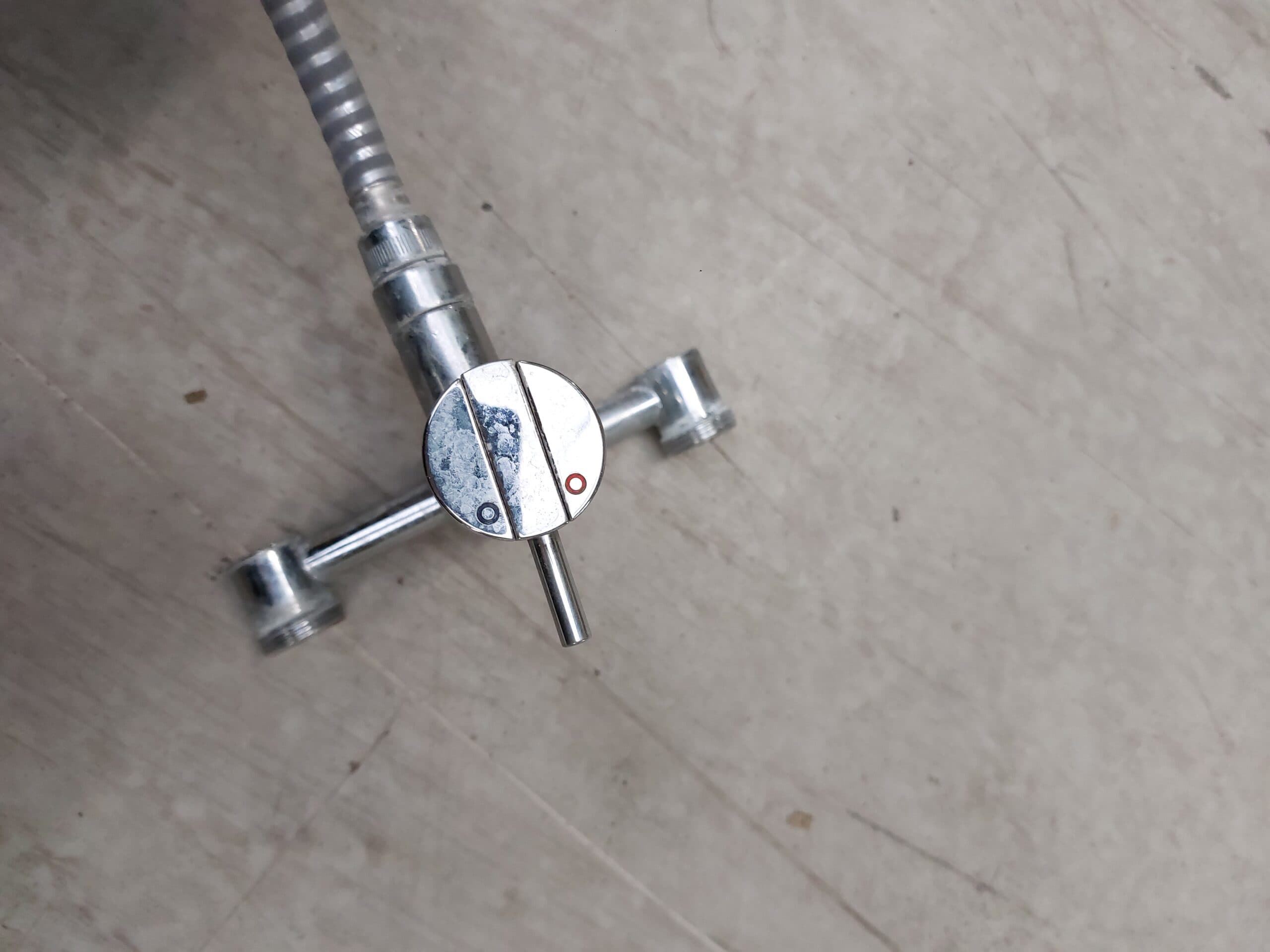 Brusearmatur kort greb - 1