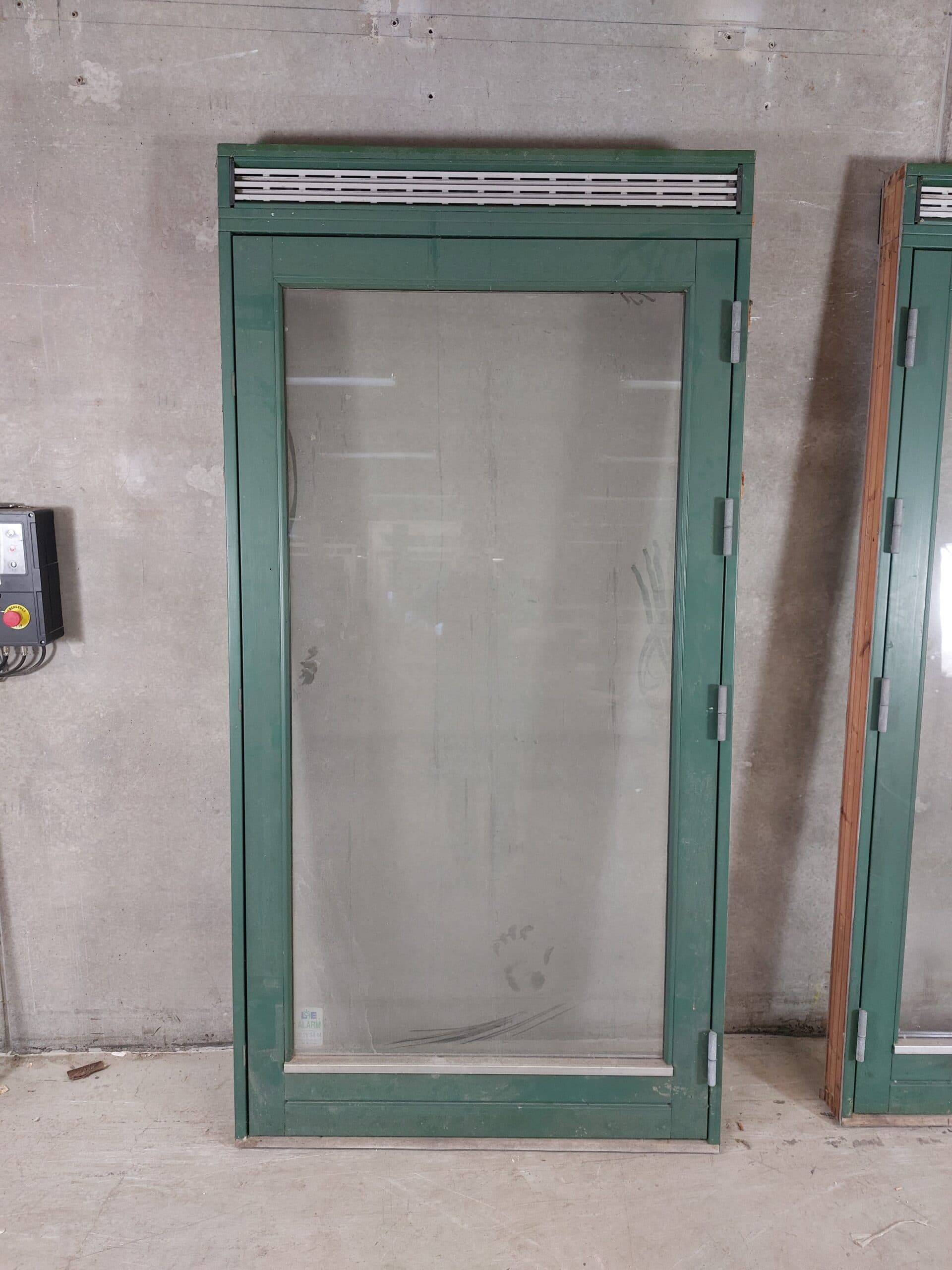 Terrassedør med retro friskluftsventil H 119×235,5cm