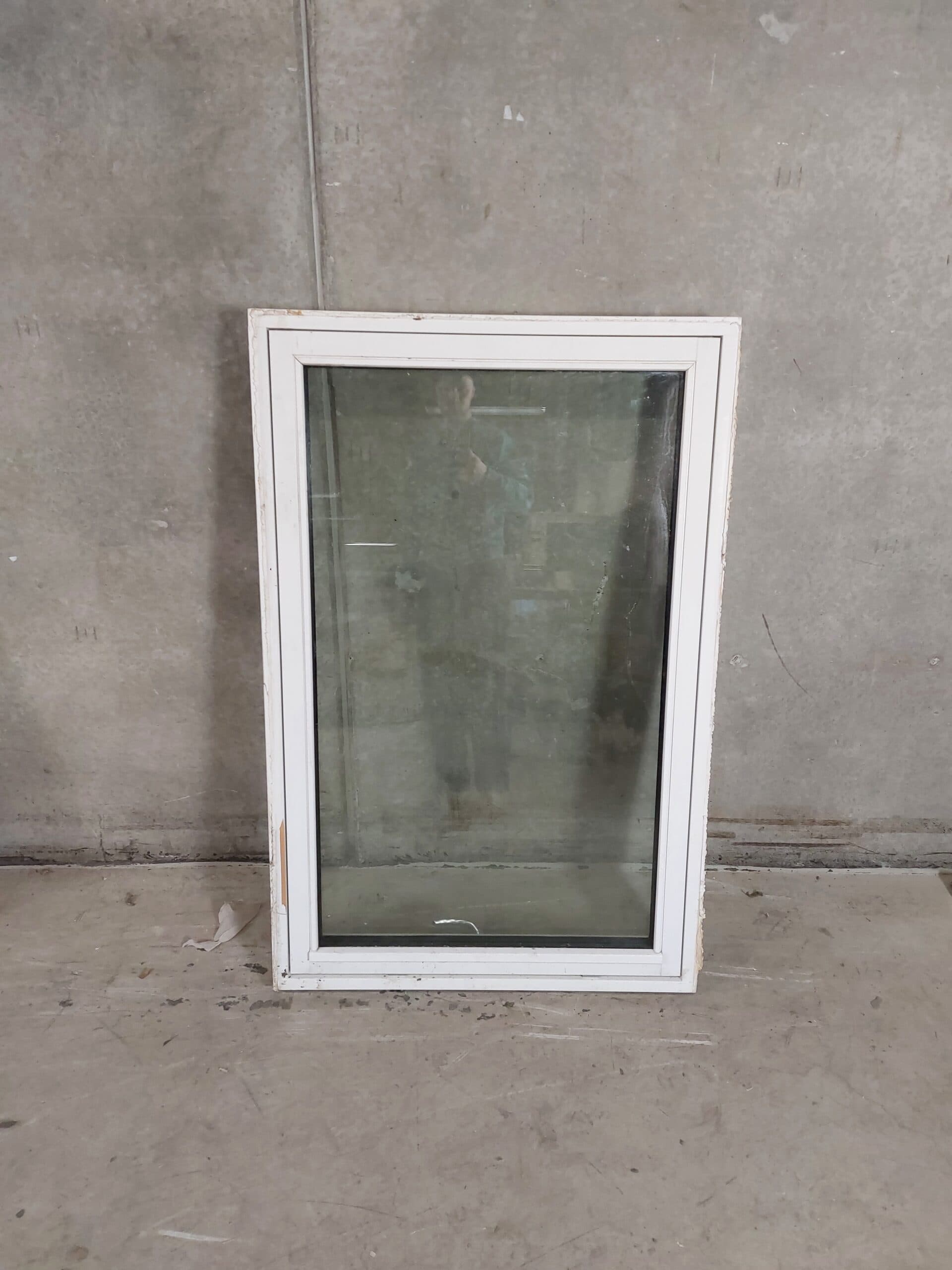 Topstyret vindue 83,8×127,8cm