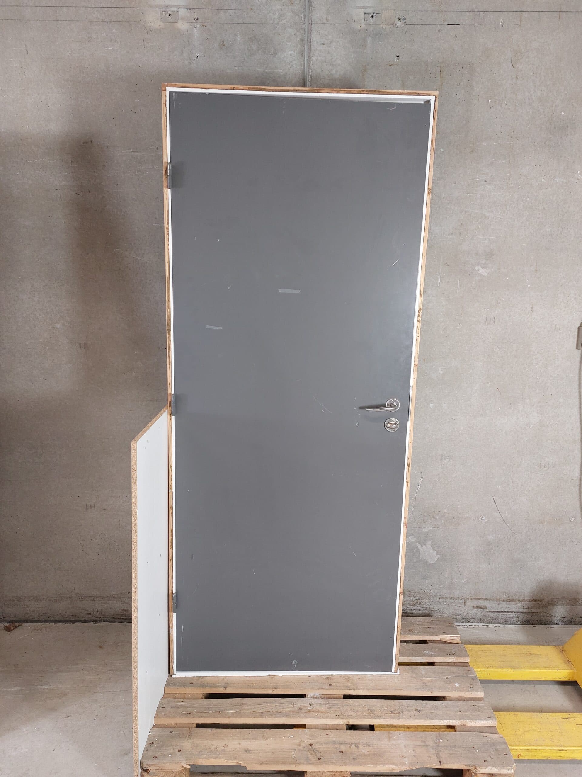 Indvendig dør 88x209cm