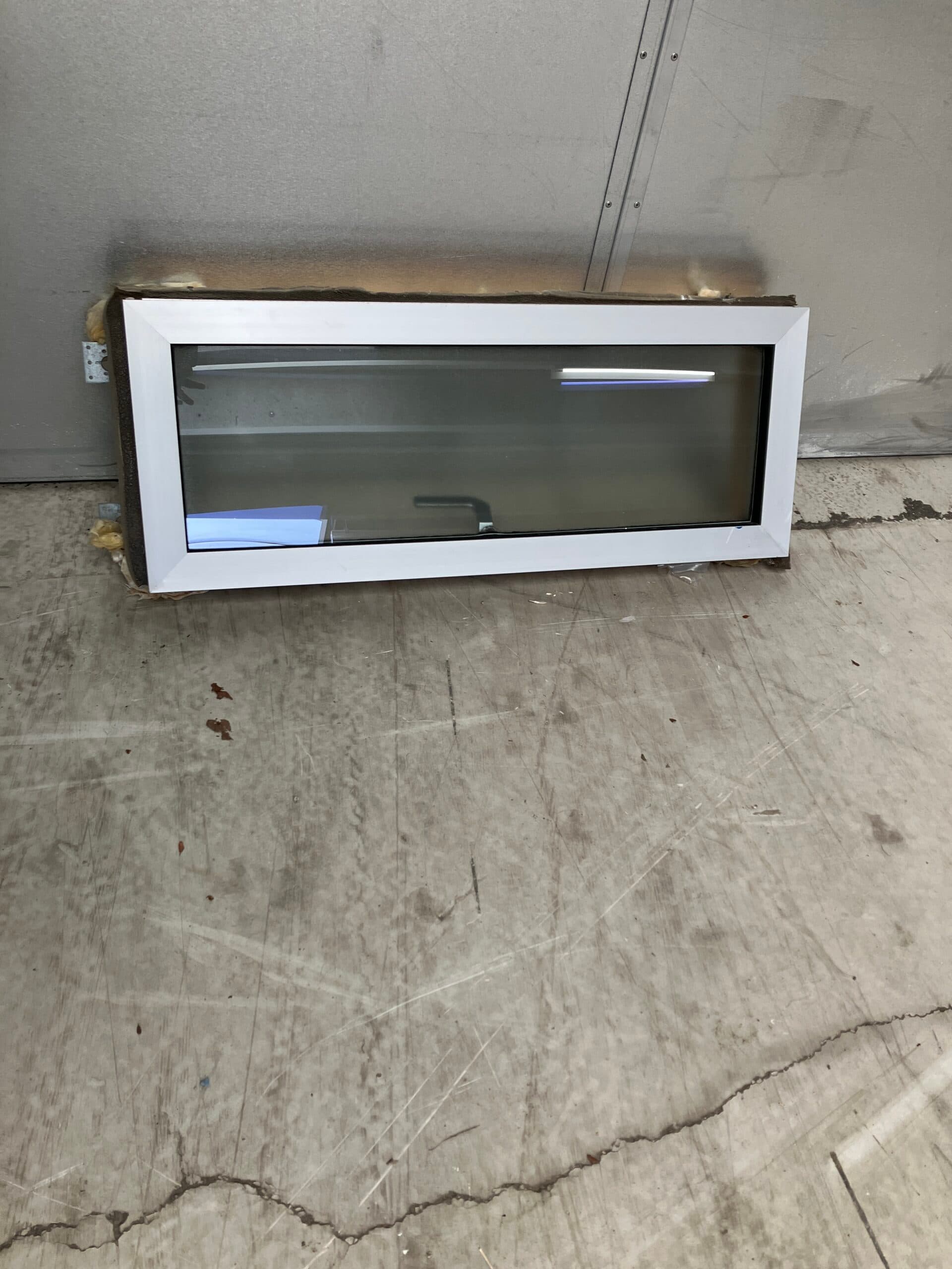 Topstyret Vindue i træ/alu 98,5×38,5 cm med 2-lags satin mat energi rude - 1