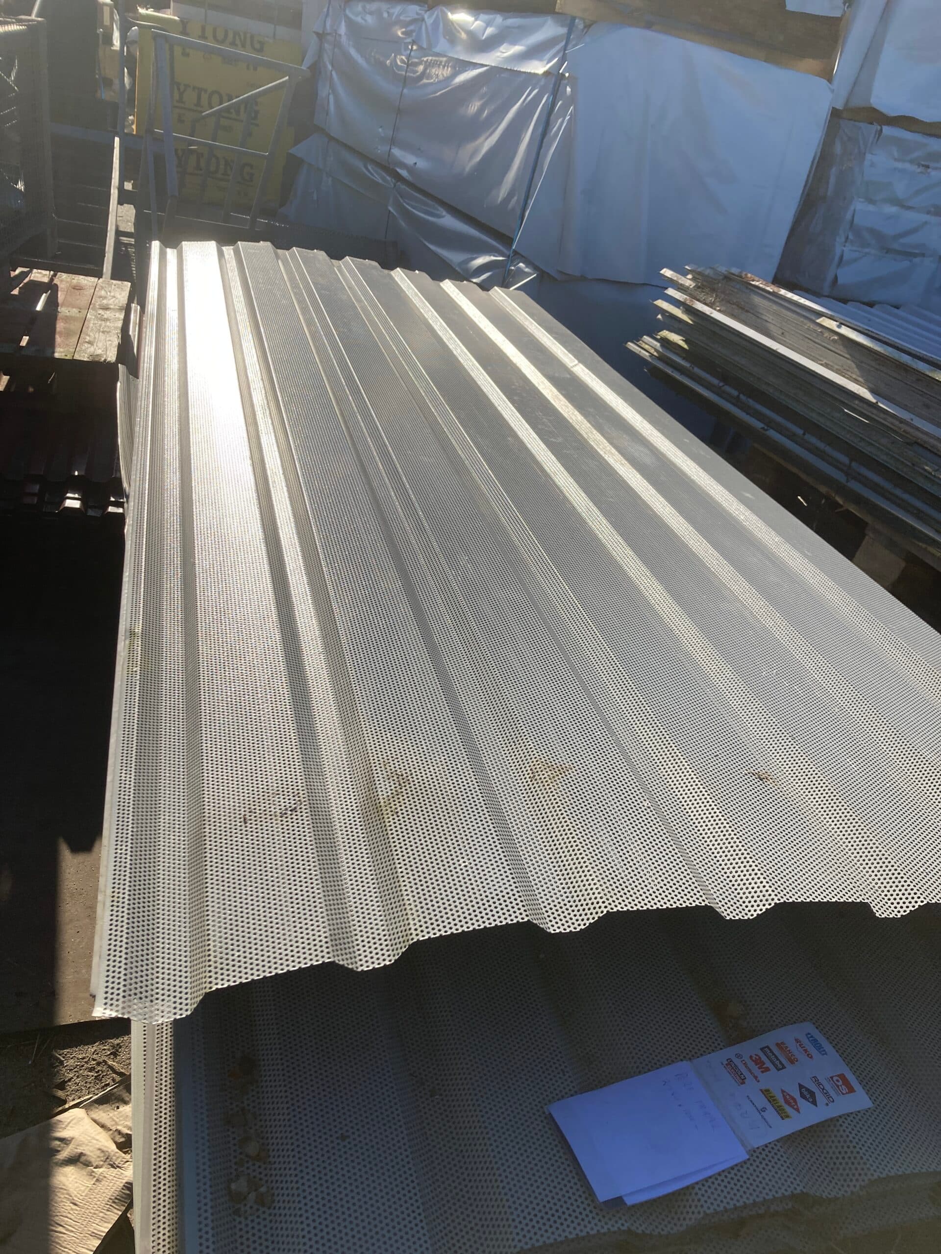 Perforerede trapez plader 2580x1125mm. - 1