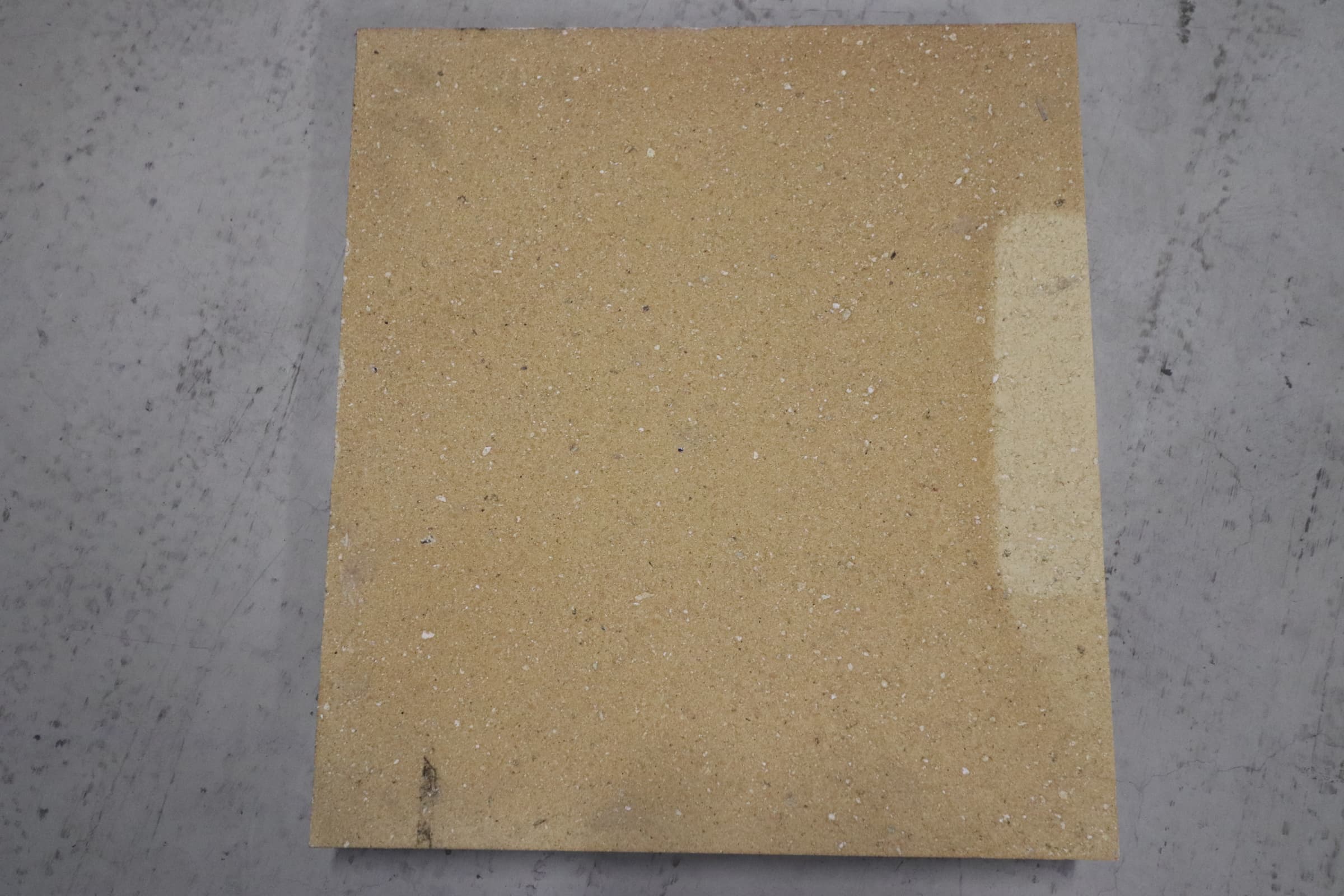 Ildfaste sten 54x49x8cm Pris kr. 200,-/stk - 1