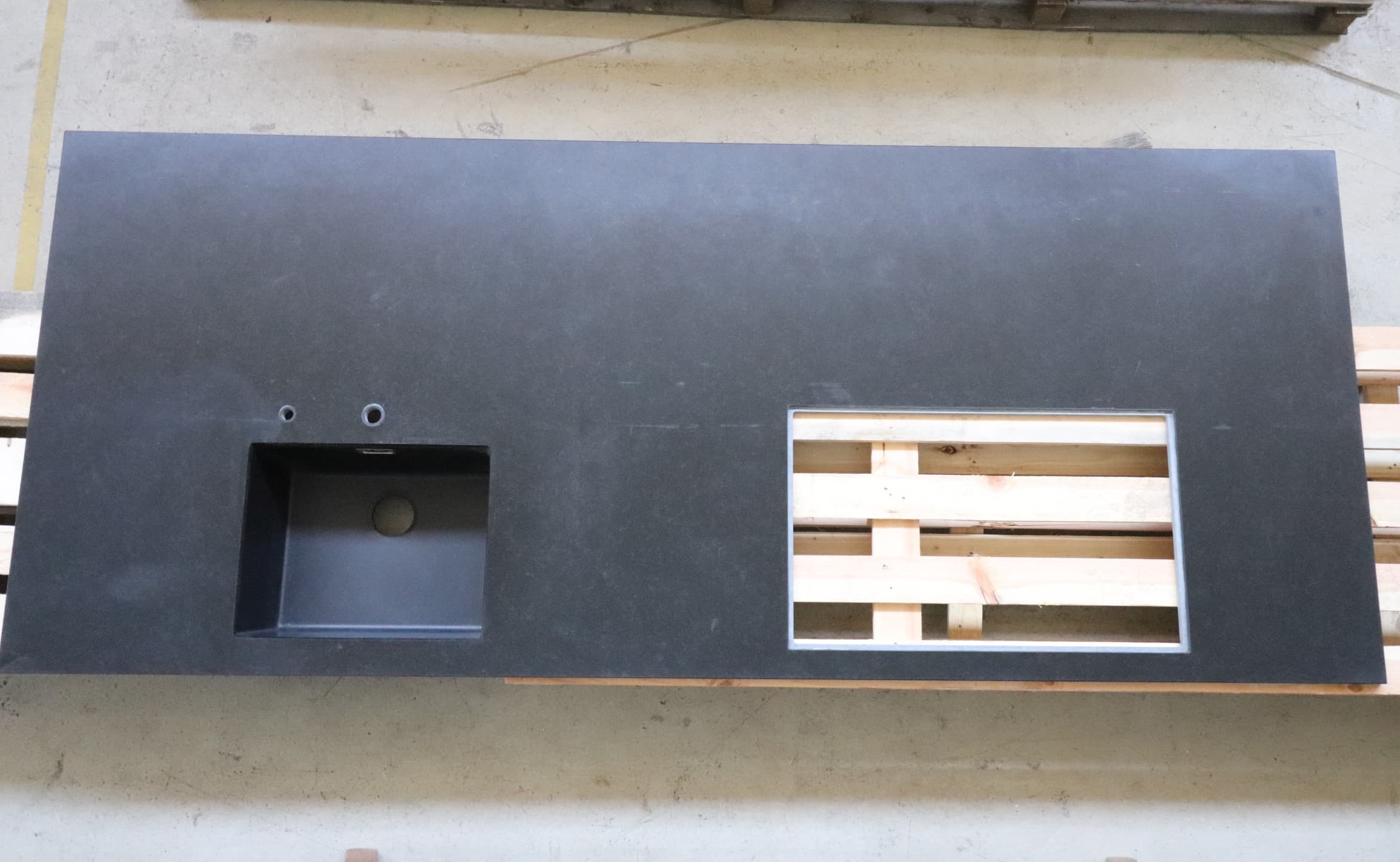 Køkken Bordplade Granit Mat-sort, 20mm Pris Kr  6700,-kr