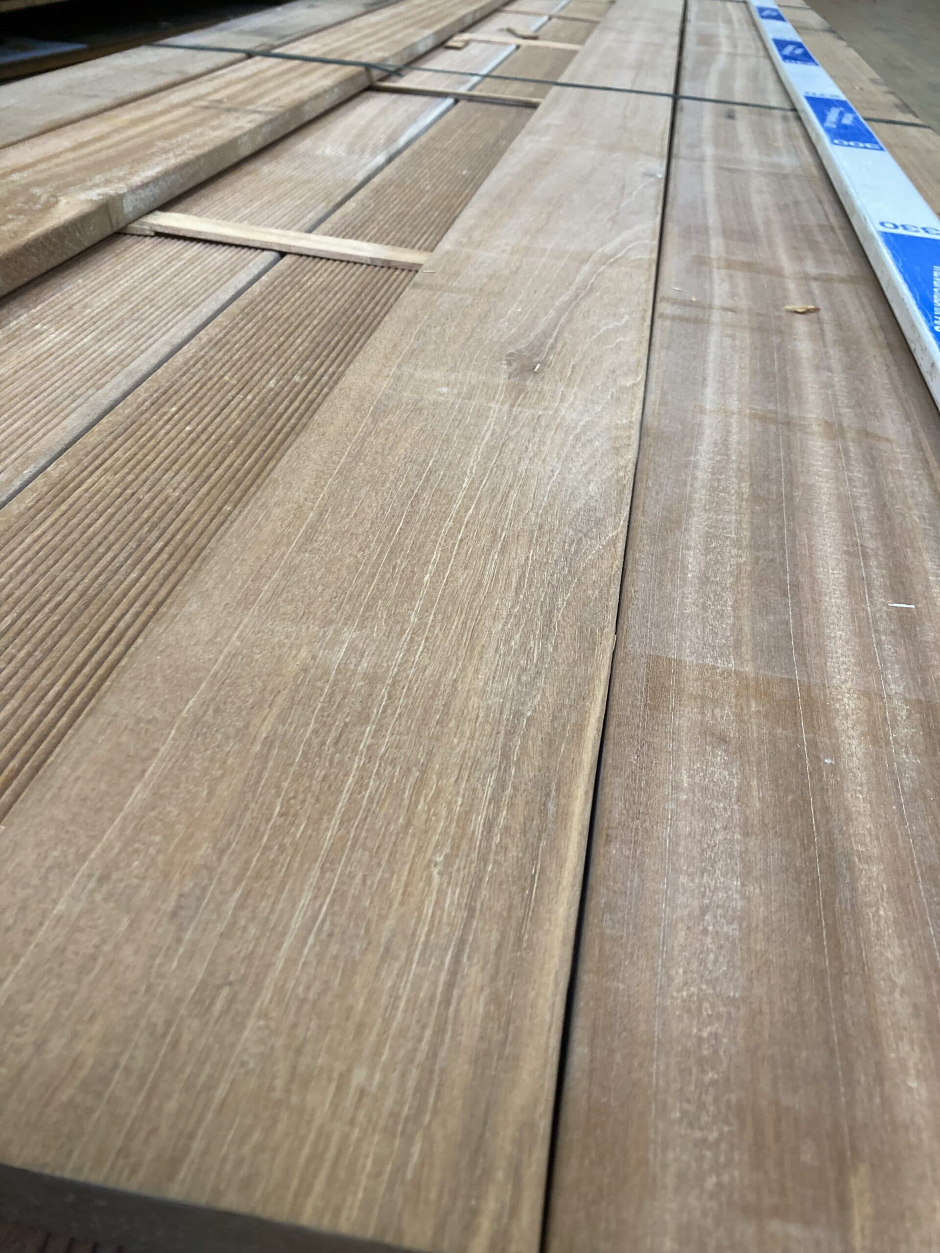 Bangkirai Terrassebrædder 25x145mm - 1