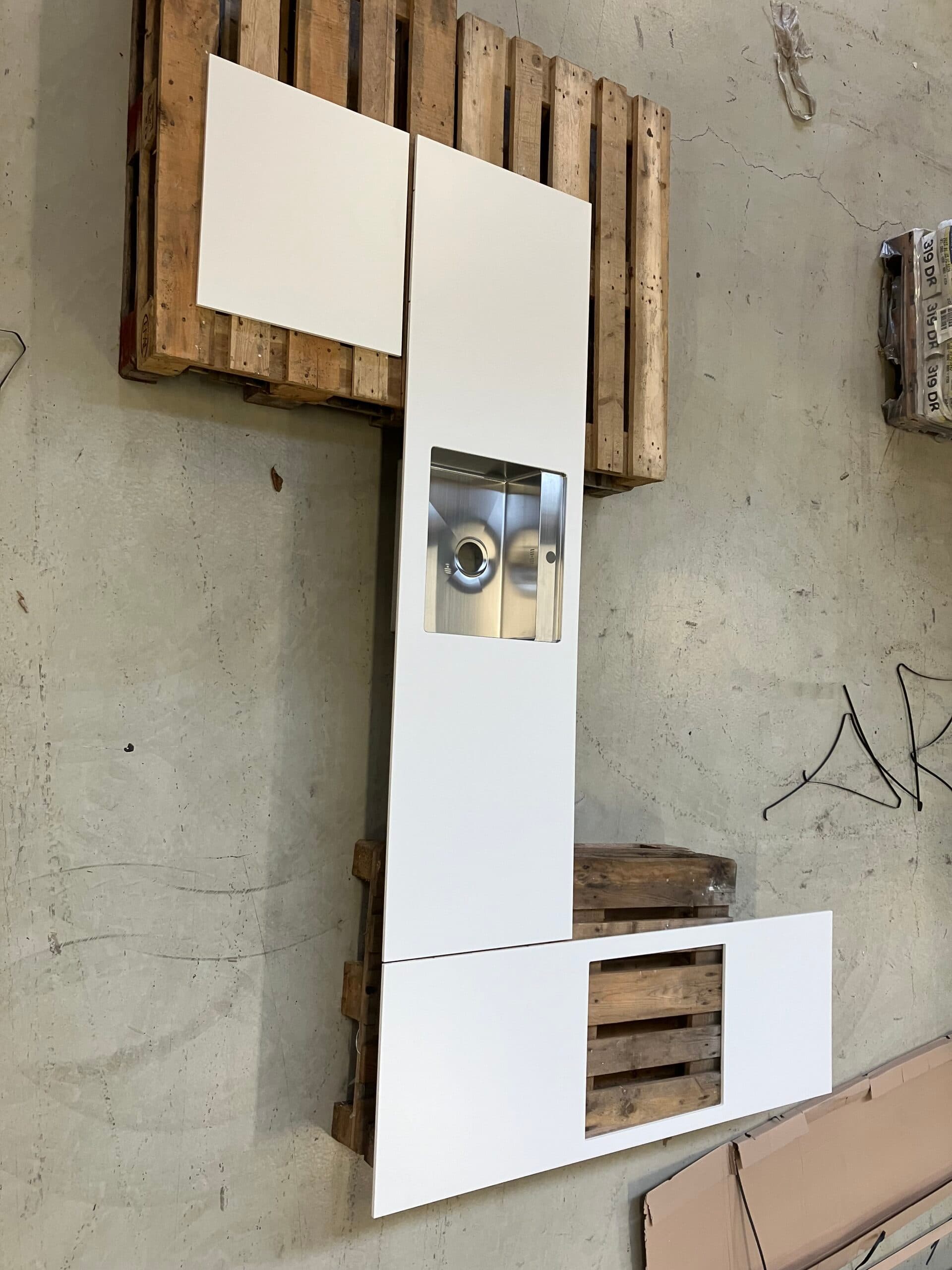 Køkken Bordplade Kompaktlaminat 3dele 12mm Pris kr. 2.495,-