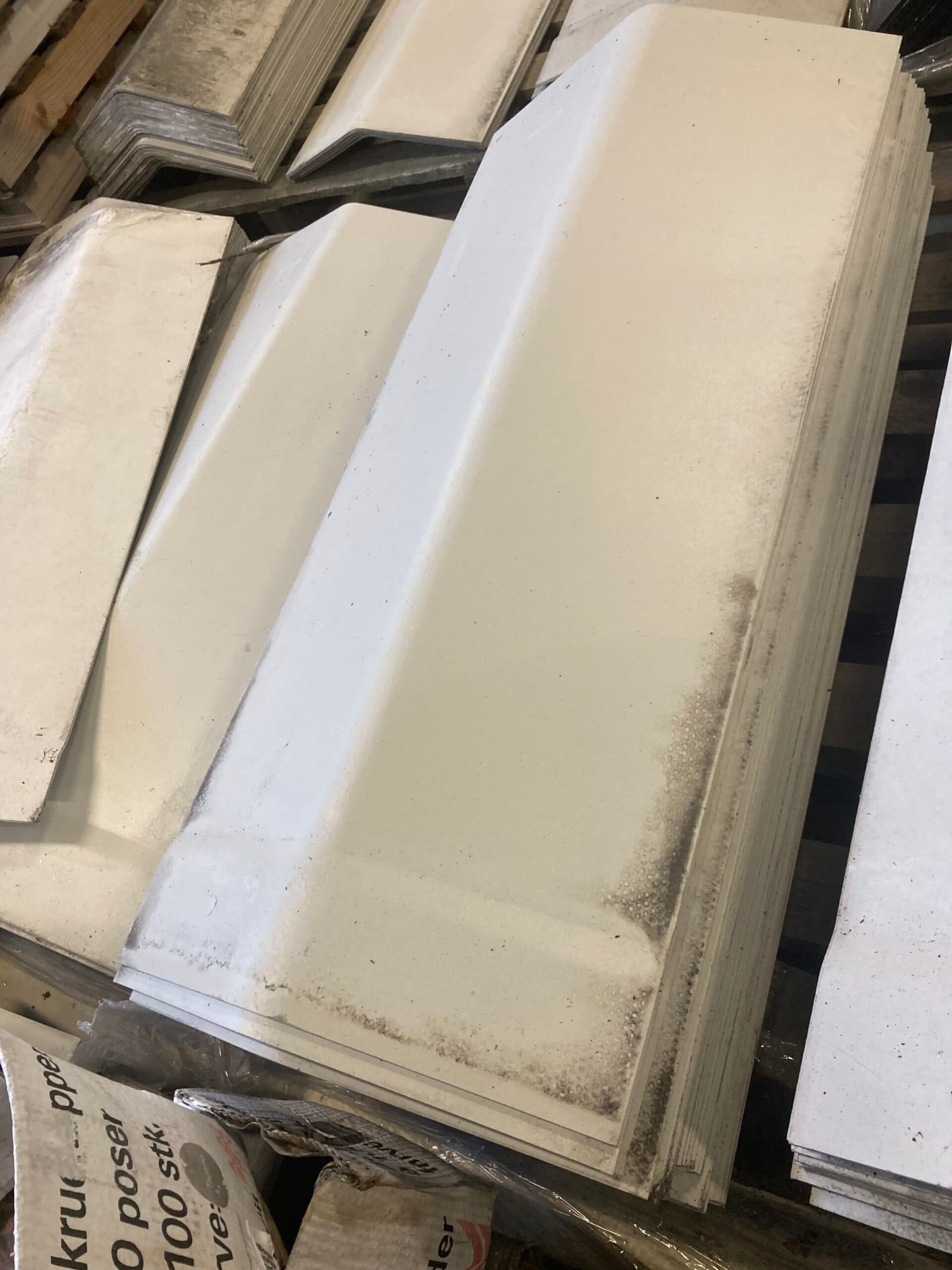 Vinkelrygning 25gr. Lys grå. - 1