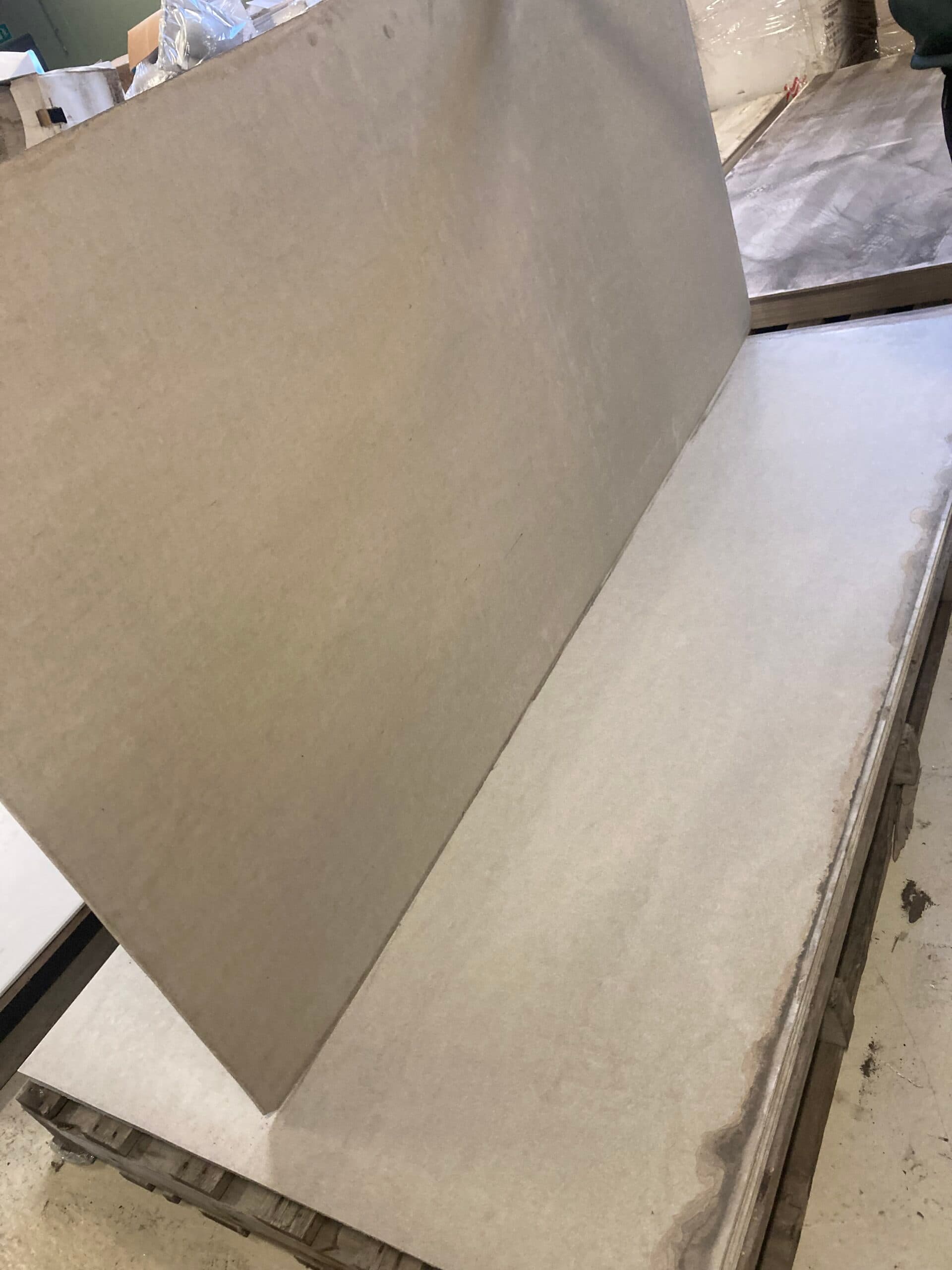 Cembrit beklædningsplade grå 120x250cm 4mm. - 1