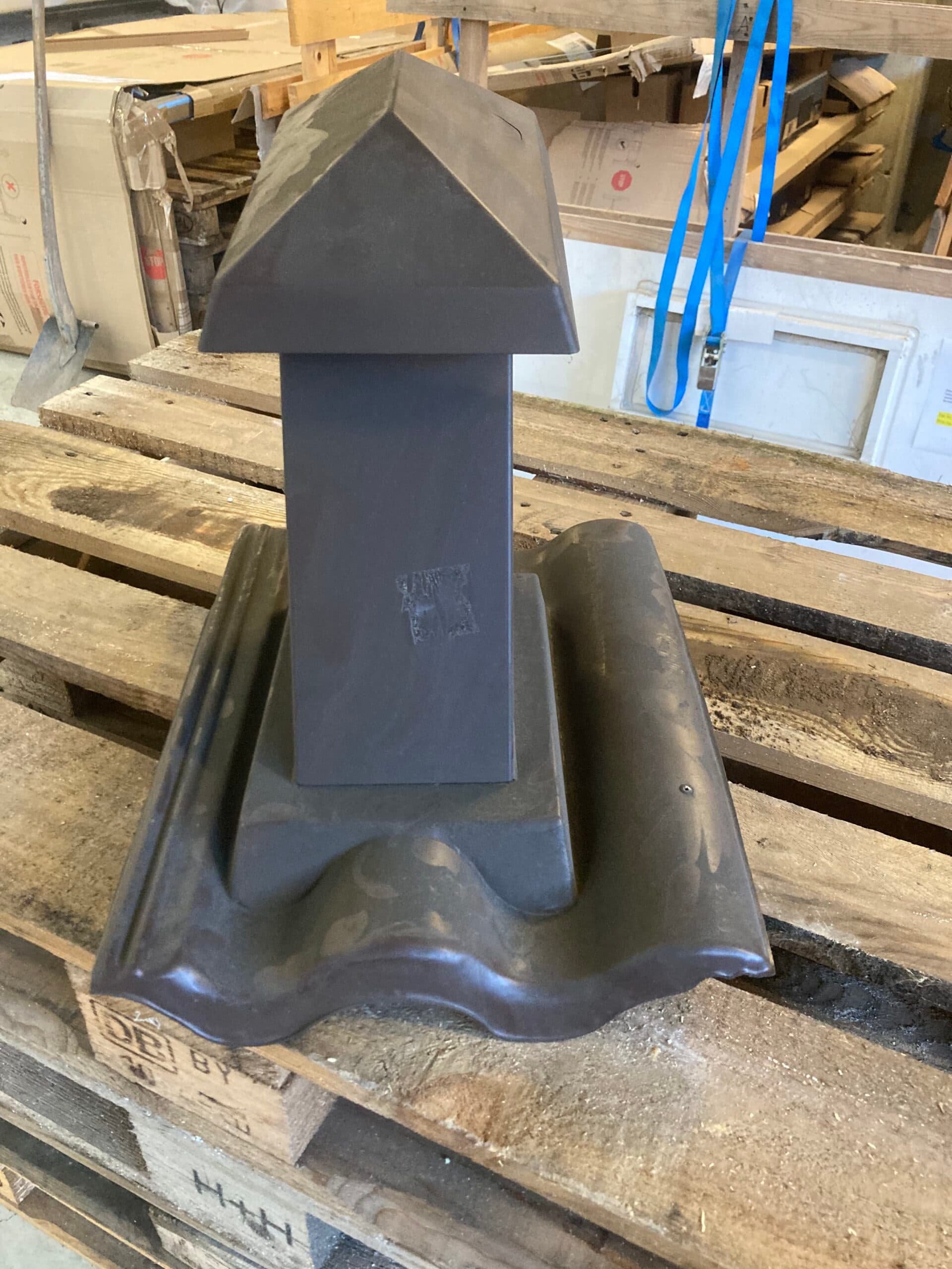 Udluftnings hætte til aftræksrør tagsten 33x42cm 35-45gr Mørk brun - 1