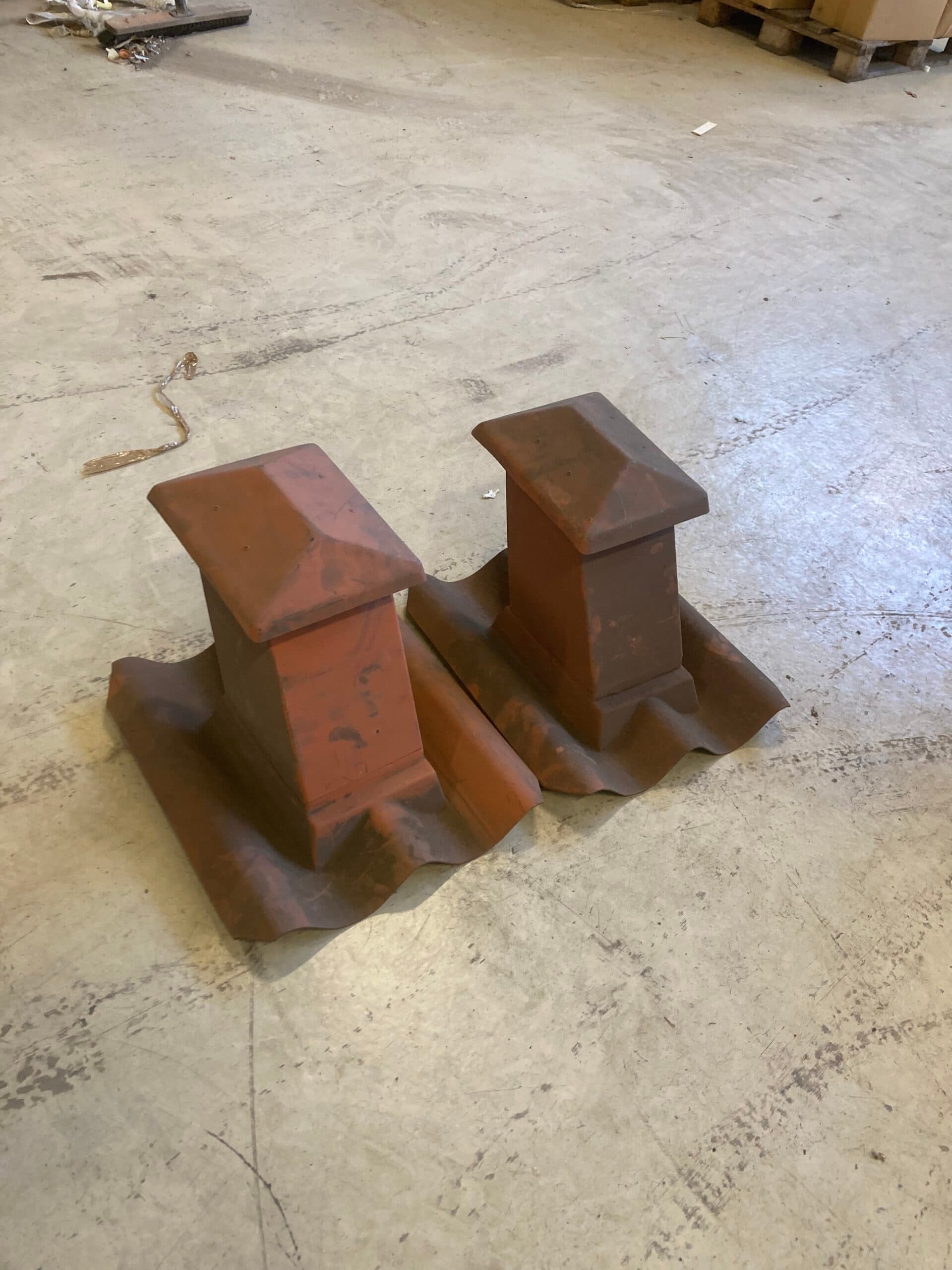 B7 Udluftnings hætte til aftræksrør 44x47cm 35-45gr. Teglrød - 1