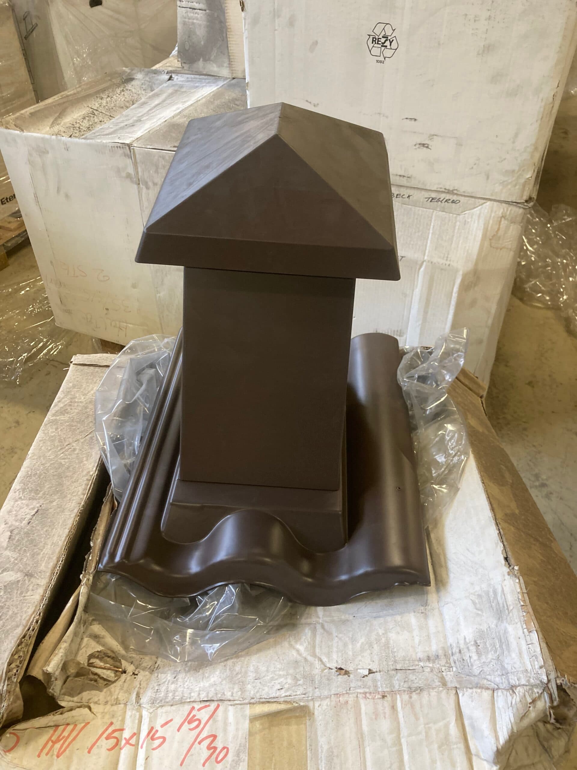 Udluftnings hætte til aftræksrør tagsten 33x42cm 35-45gr Brun - 1