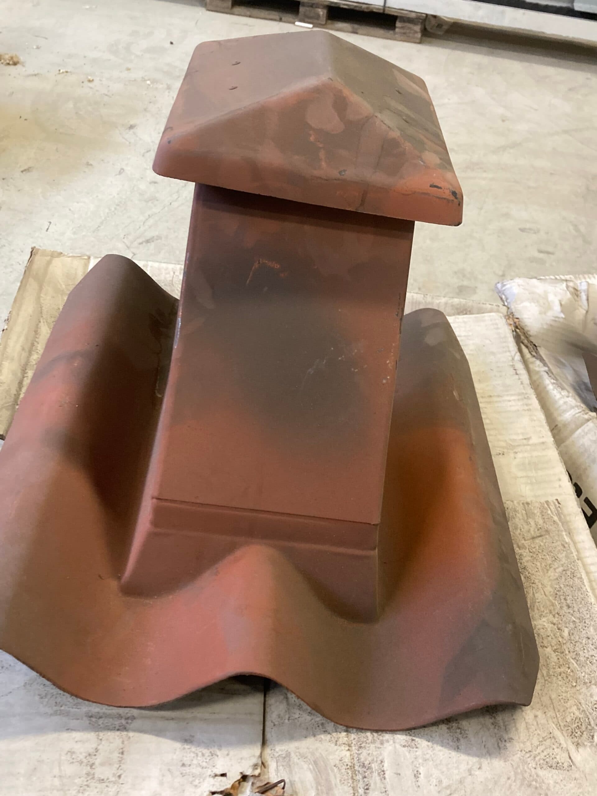 B7 Udluftningshætte til aftræksrør. 15-30gr. Rødflammet. - 1