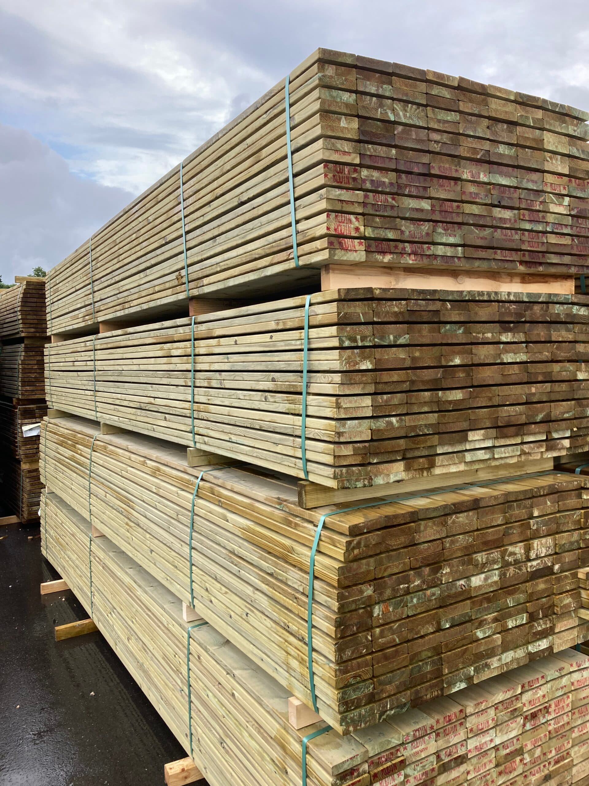 Trykimprægneret terrassebrædder 28x120x4500mm - 1