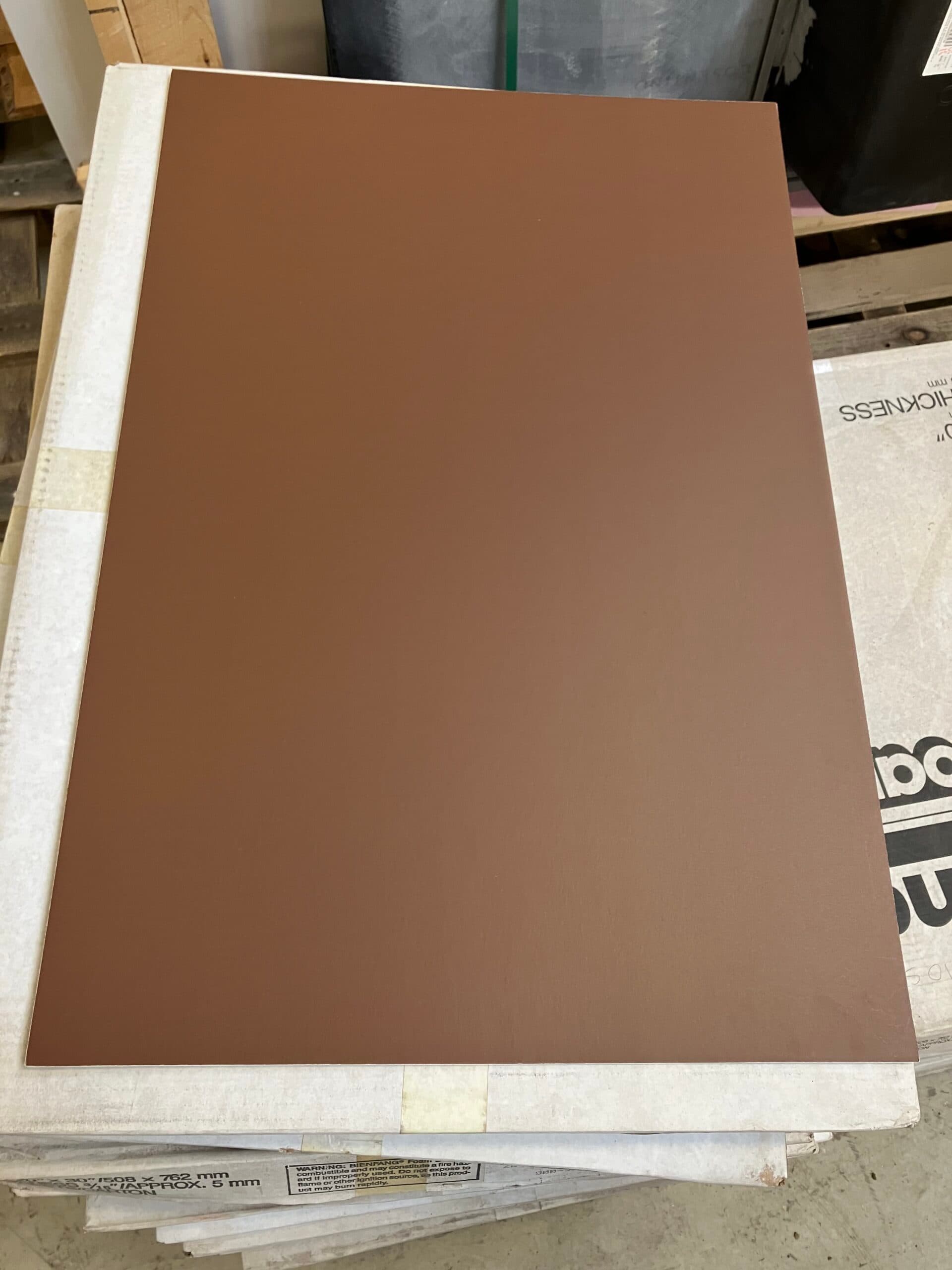 Bienfang Foamboard 5 mm Brown 50,80×76,20 cm. - 1