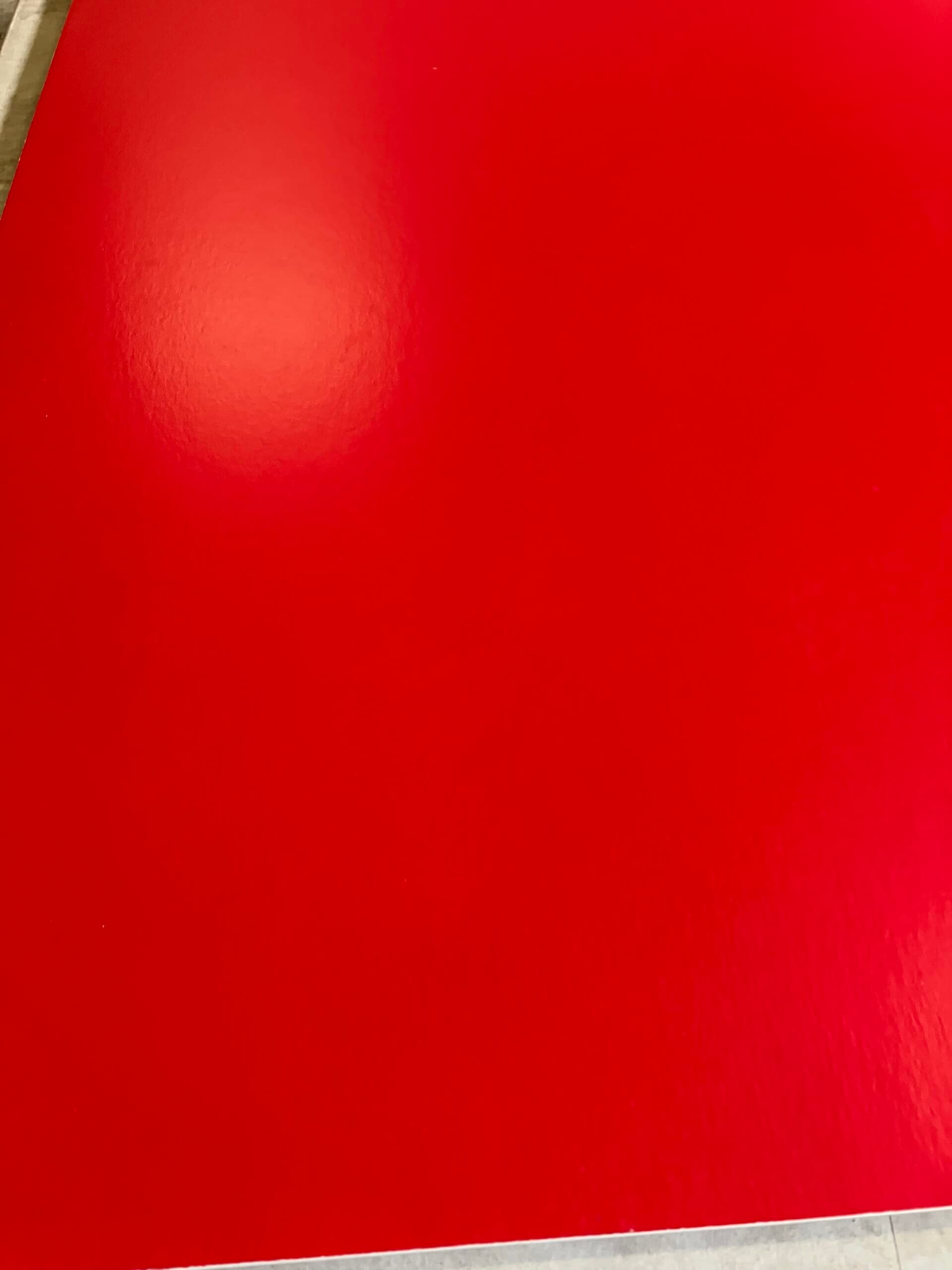 Bienfang Foamboard 5 mm Red 50,80×76,20 cm. - 1