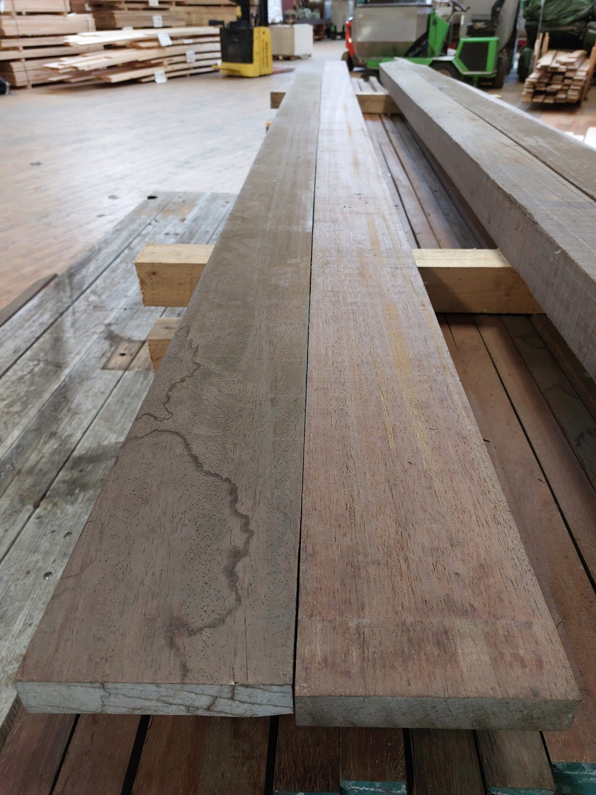 Azobe brædder 135x30mm høvlet 127,50kr pr. Lbm. - 1