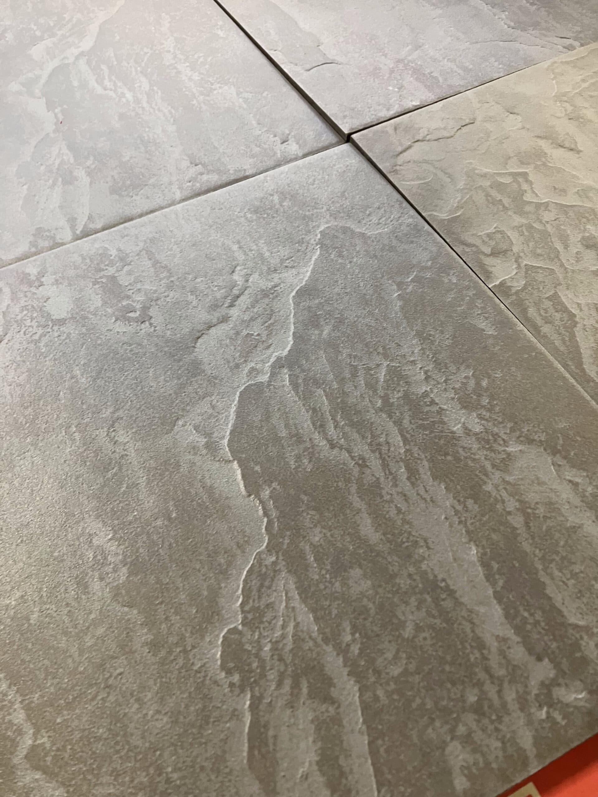 Uglaseret keramisk klinke til gulv og væg 30×30 cm. - 1