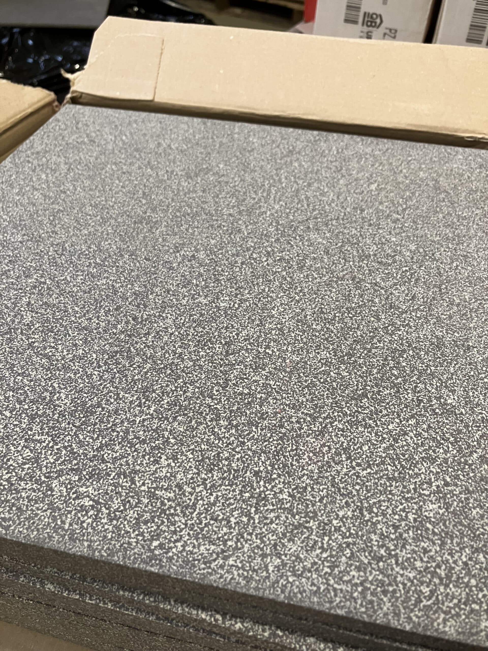 Uglaseret keramisk klinke til gulv og væg. 30×30 cm. - 1