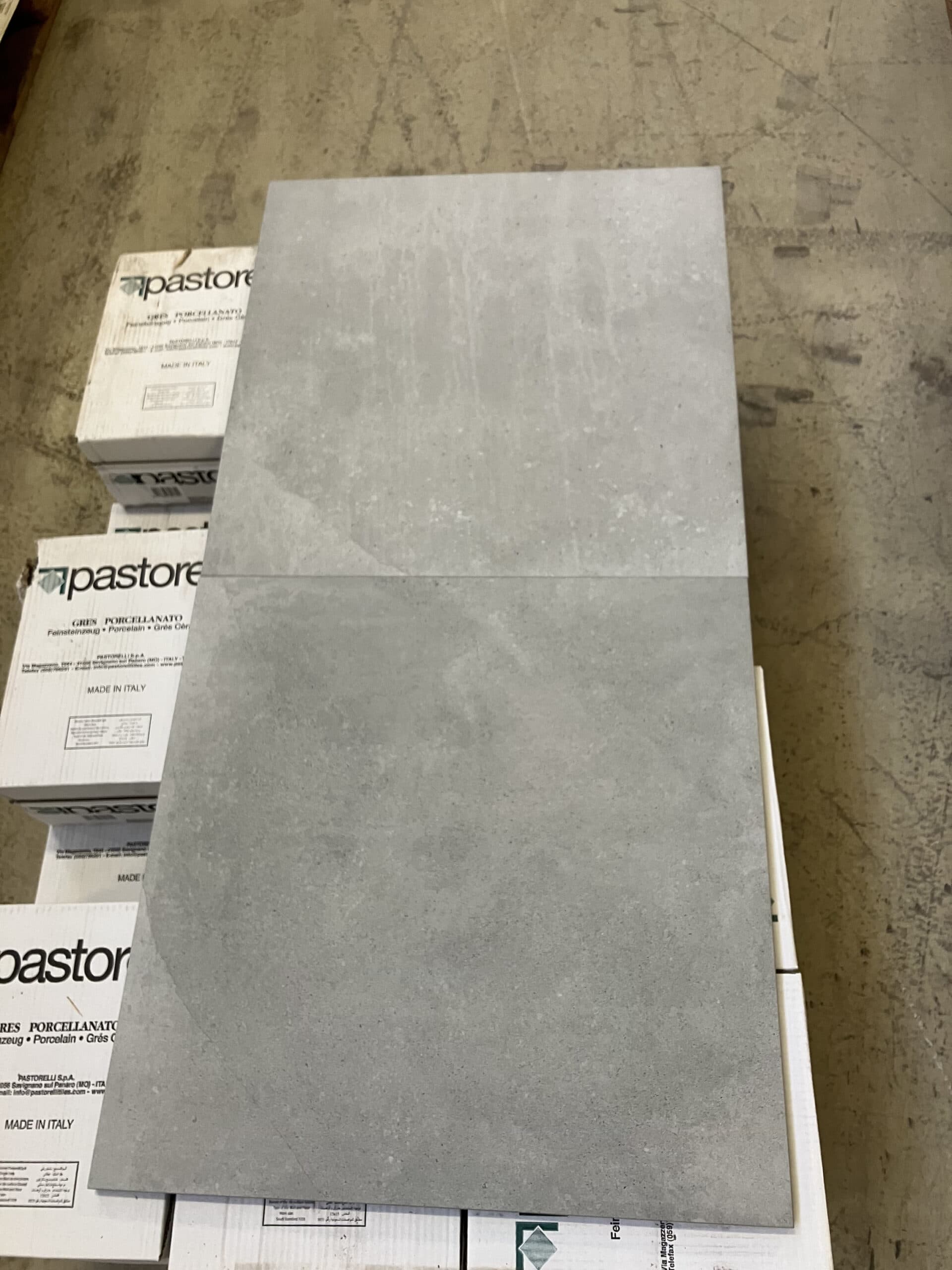 Glaseret keramisk klinke til gulv og væg 60×60 cm. - 1